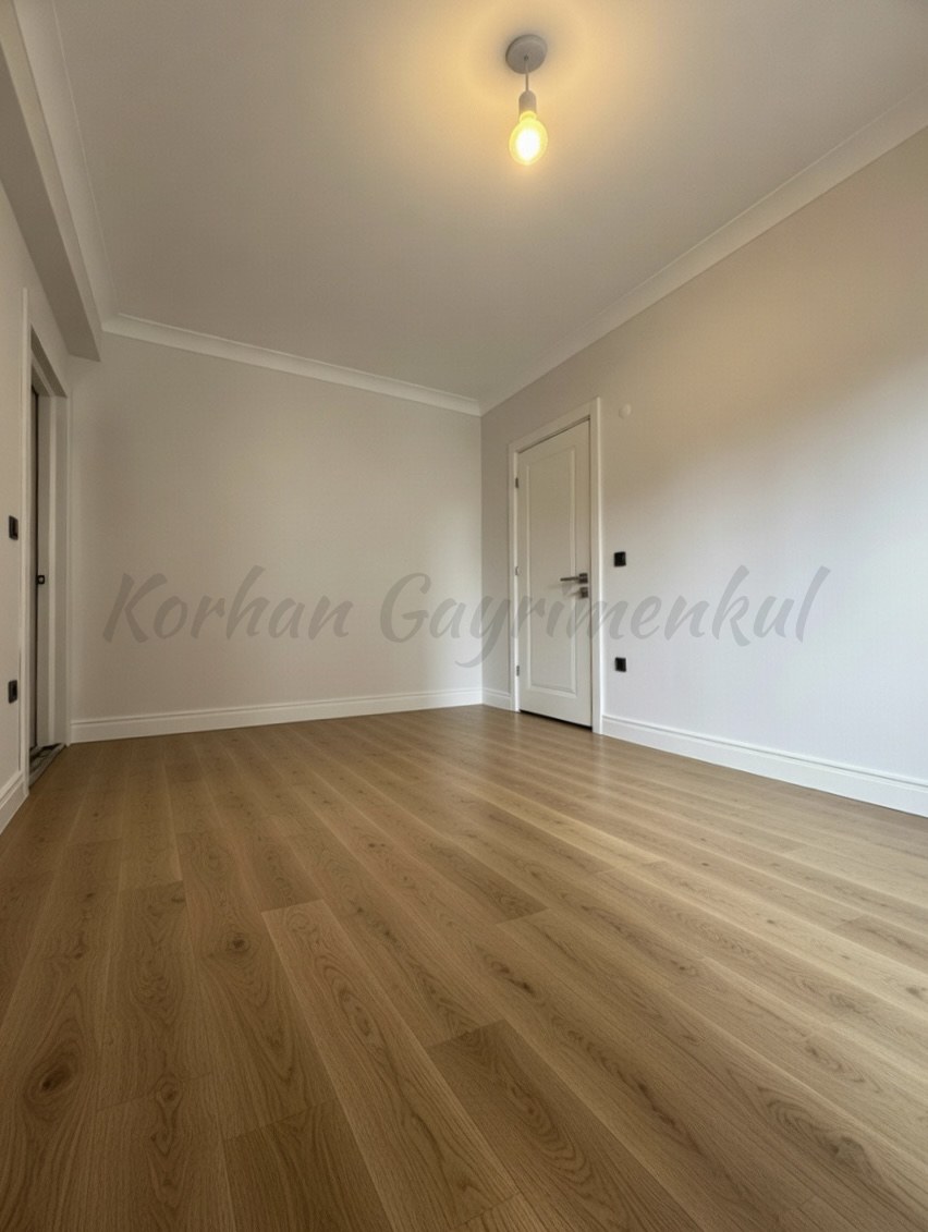 ÇİFTEHAVUZLARDA BAĞDAT'A YAKIN 90M2 NET 3+1 KATTA TEK SIFIR