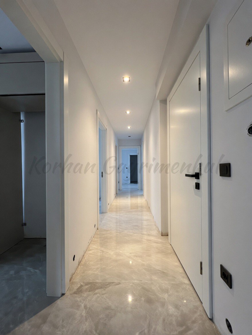 ÇİFTEHAVUZLARDA BAĞDAT'A YAKIN 90M2 NET 3+1 KATTA TEK SIFIR