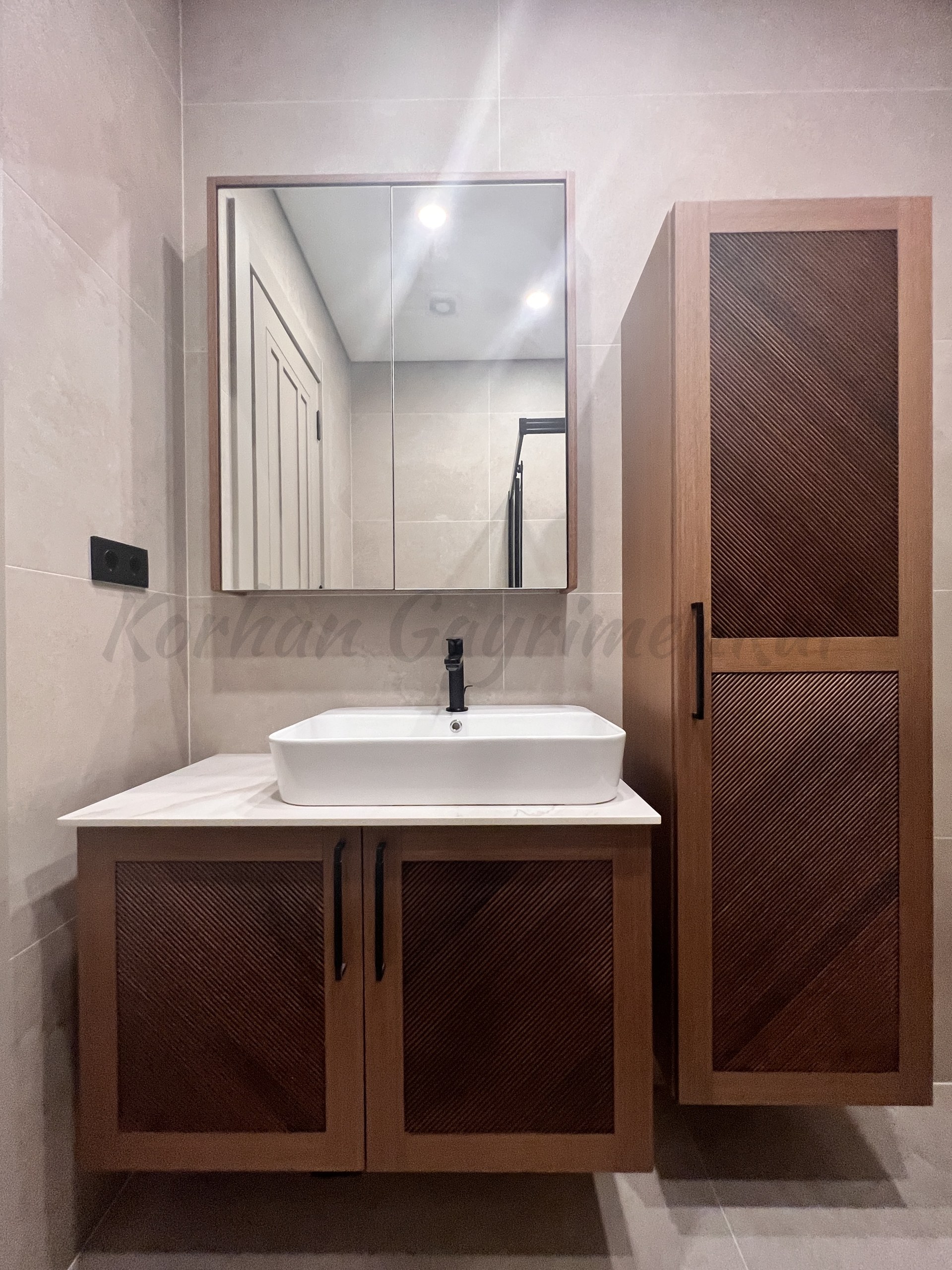 SUADİYE SAHİLDE  DENİZ MANZARALI 220M2 5+1 EMSALSİZ DUBLEX