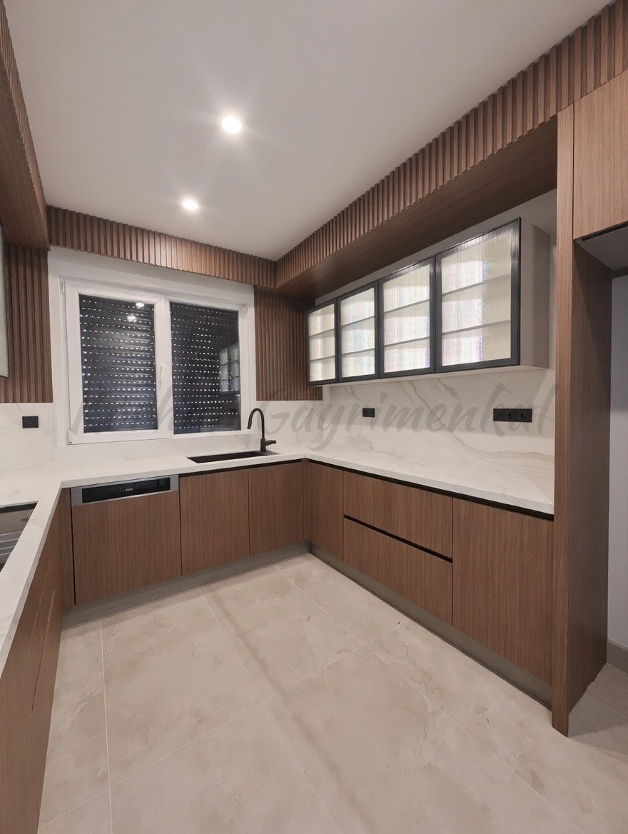 SUADİYE SAHİLDE  DENİZ MANZARALI 220M2 5+1 EMSALSİZ DUBLEX