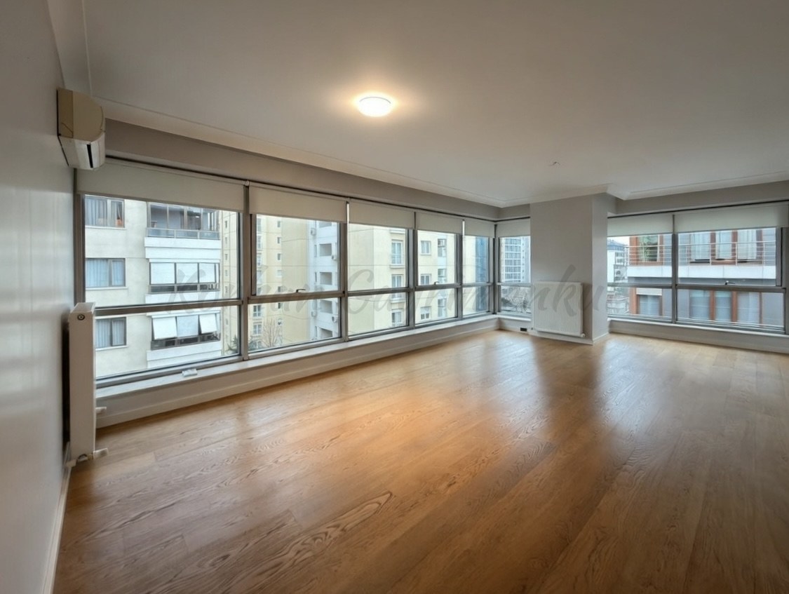 ŞAŞKINBAKKAL ERENKÖY SINIRINDA BAĞDAT CADDESİNE YAKIN 100M2 NET 3+1