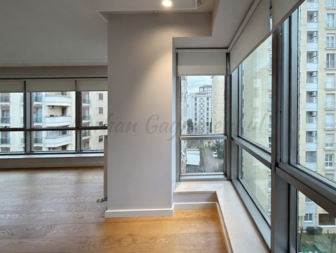 ŞAŞKINBAKKAL ERENKÖY SINIRINDA BAĞDAT CADDESİNE YAKIN 100M2 NET 3+1