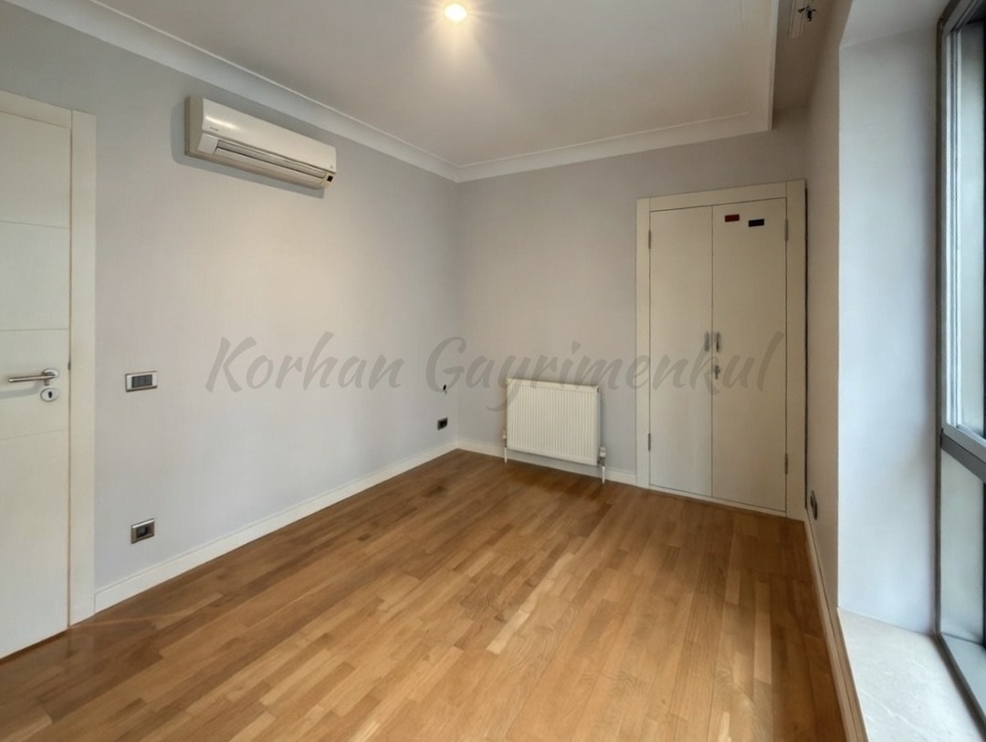 ŞAŞKINBAKKAL ERENKÖY SINIRINDA BAĞDAT CADDESİNE YAKIN 100M2 NET 3+1