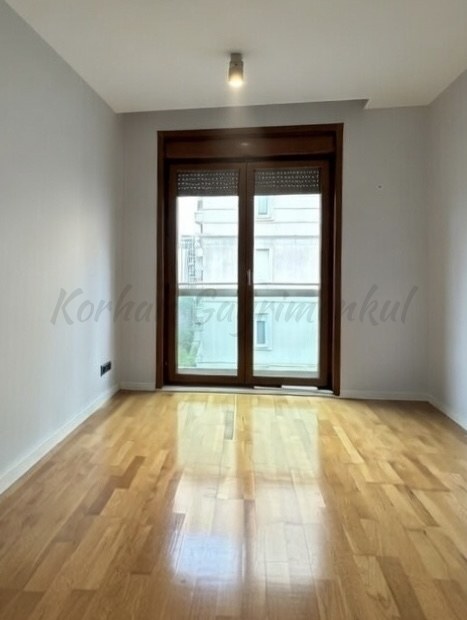 ŞAŞKINBAKKAL ERENKÖY SINIRINDA BAĞDAT CADDESİNE YAKIN 100M2 NET 3+1