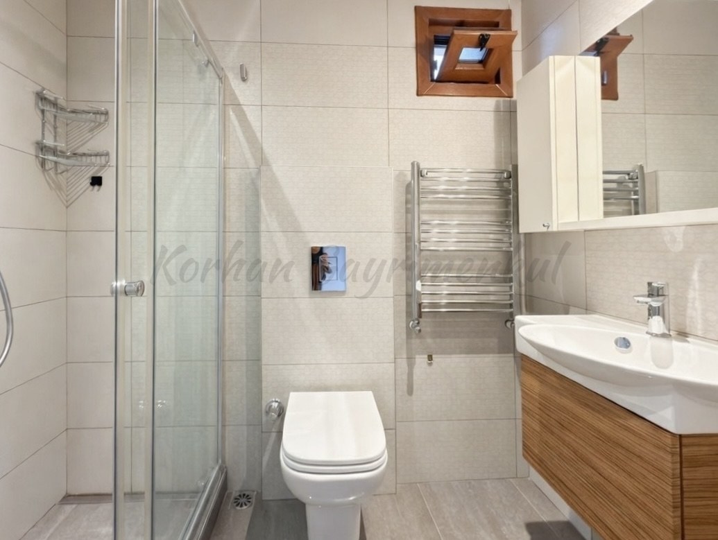 ŞAŞKINBAKKAL ERENKÖY SINIRINDA BAĞDAT CADDESİNE YAKIN 100M2 NET 3+1