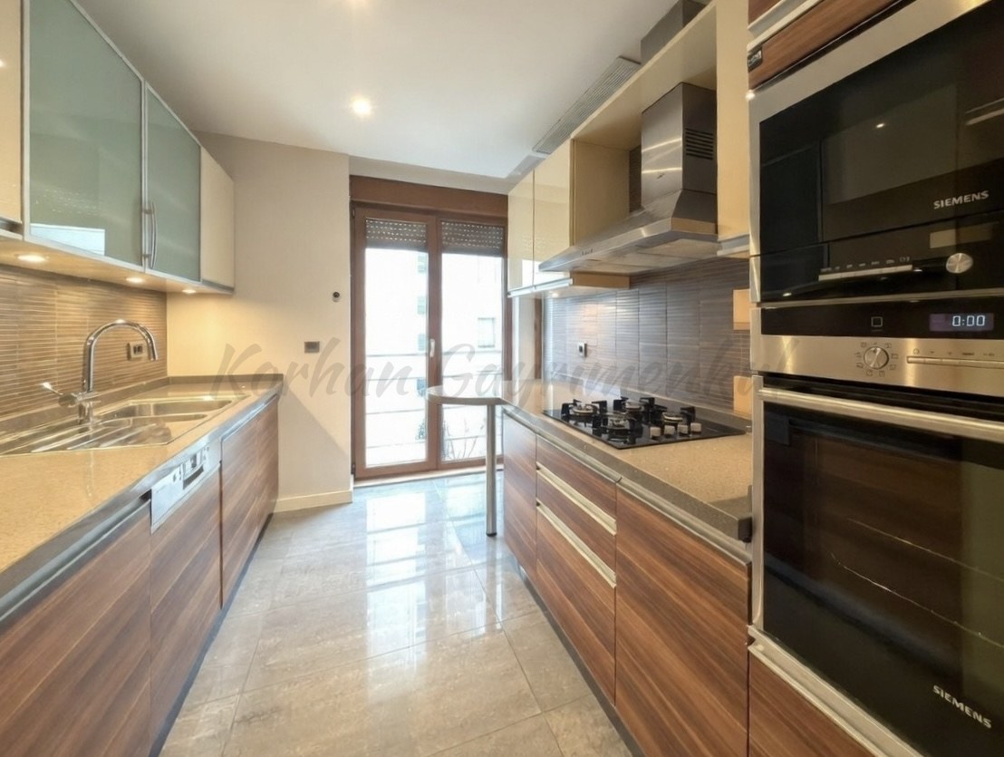 ŞAŞKINBAKKAL ERENKÖY SINIRINDA BAĞDAT CADDESİNE YAKIN 100M2 NET 3+1
