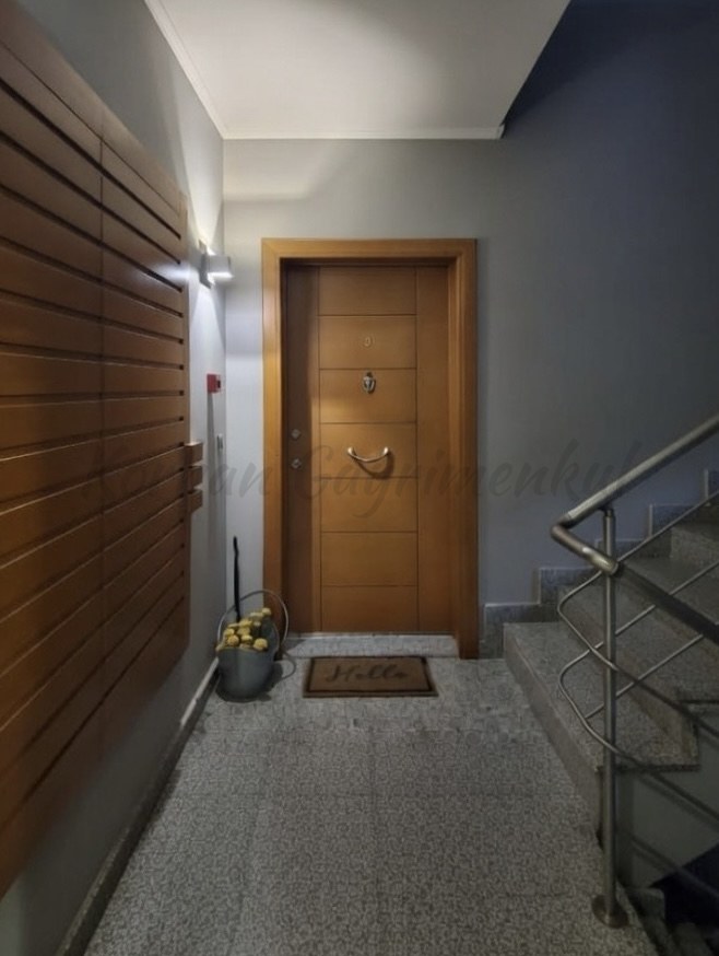 ŞAŞKINBAKKAL ERENKÖY SINIRINDA BAĞDAT CADDESİNE YAKIN 100M2 NET 3+1