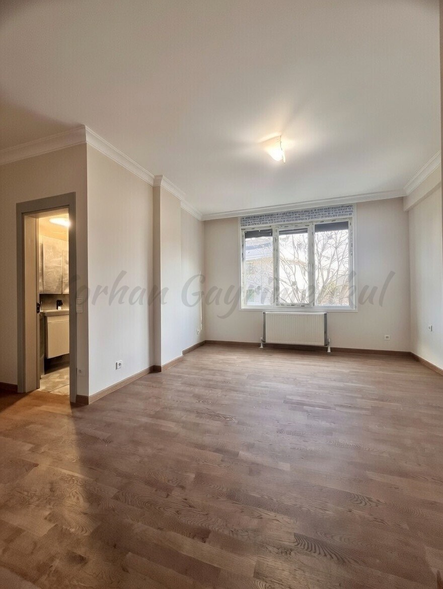 CADDEBOSTAN SAHİLDE İŞ YERİNE-KONUTA UYGUN 120M2 NET 3+1 SIFIR