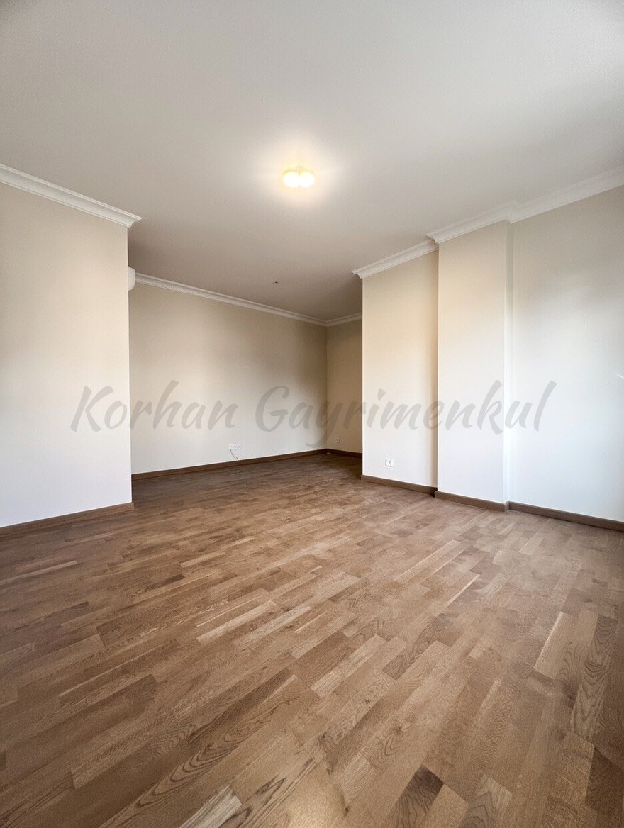 CADDEBOSTAN SAHİLDE İŞ YERİNE-KONUTA UYGUN 120M2 NET 3+1 SIFIR