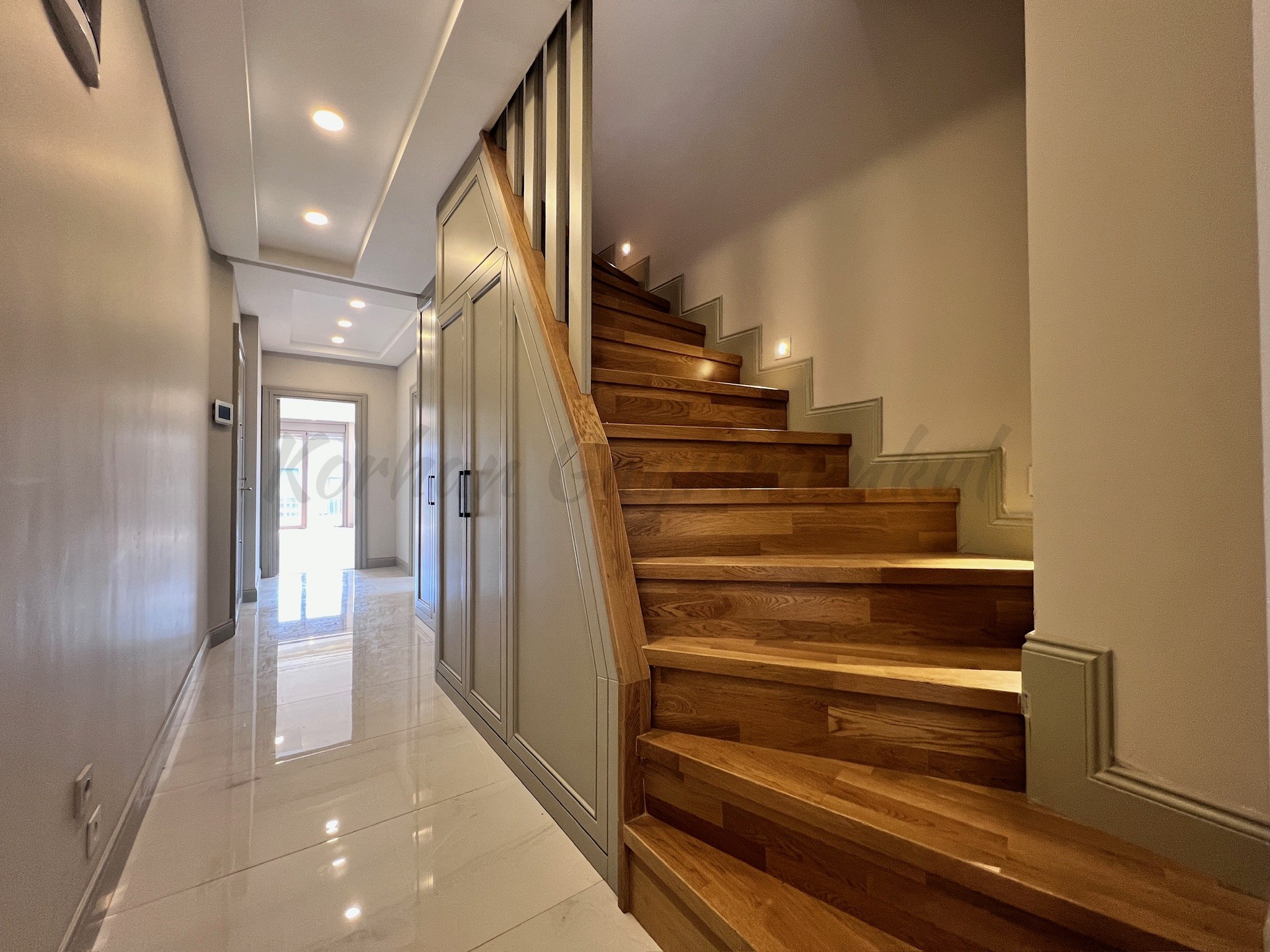 CADDEBOSTANIN EN YEŞİL SOKAĞINDA EMSALSİZ KALİTEDE 280m2 DUBLEX