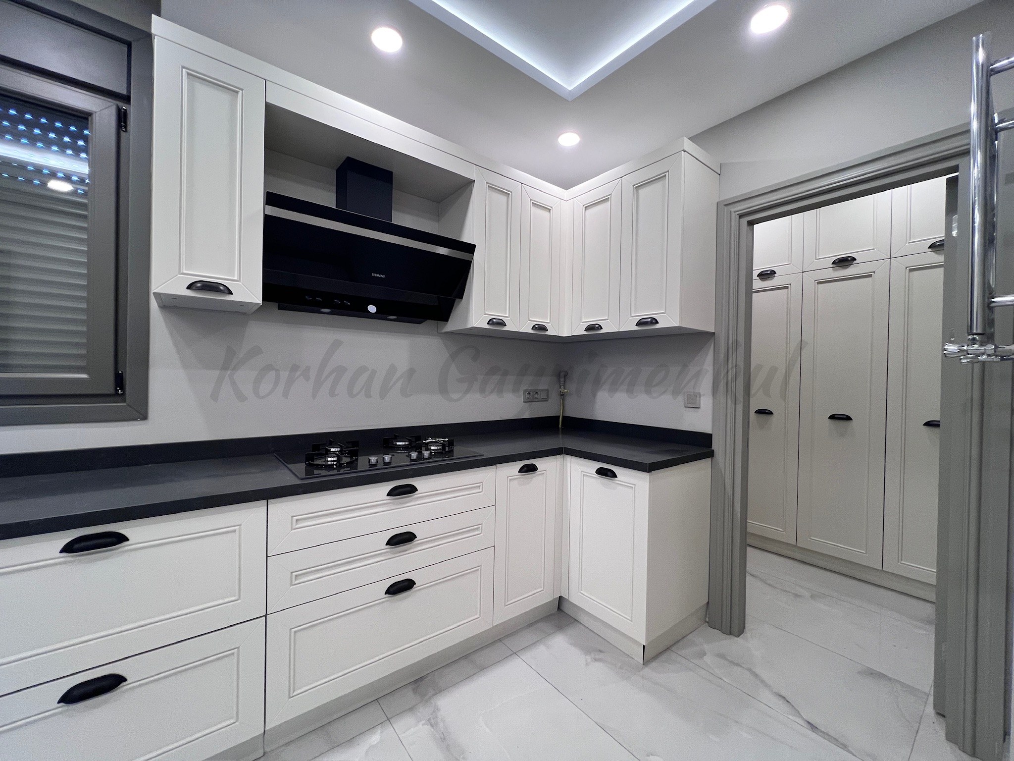 CADDEBOSTANIN EN YEŞİL SOKAĞINDA EMSALSİZ KALİTEDE 280m2 DUBLEX