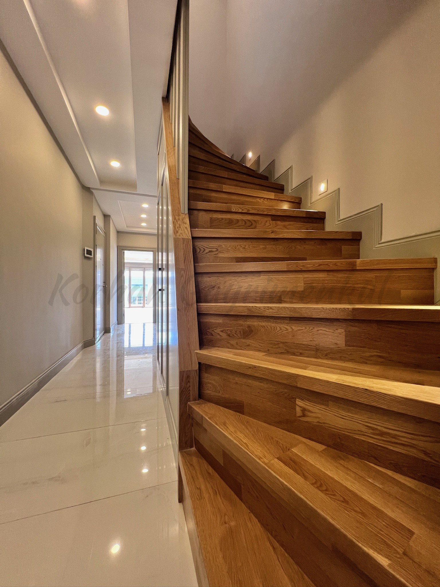 CADDEBOSTANIN EN YEŞİL SOKAĞINDA EMSALSİZ KALİTEDE 280m2 DUBLEX