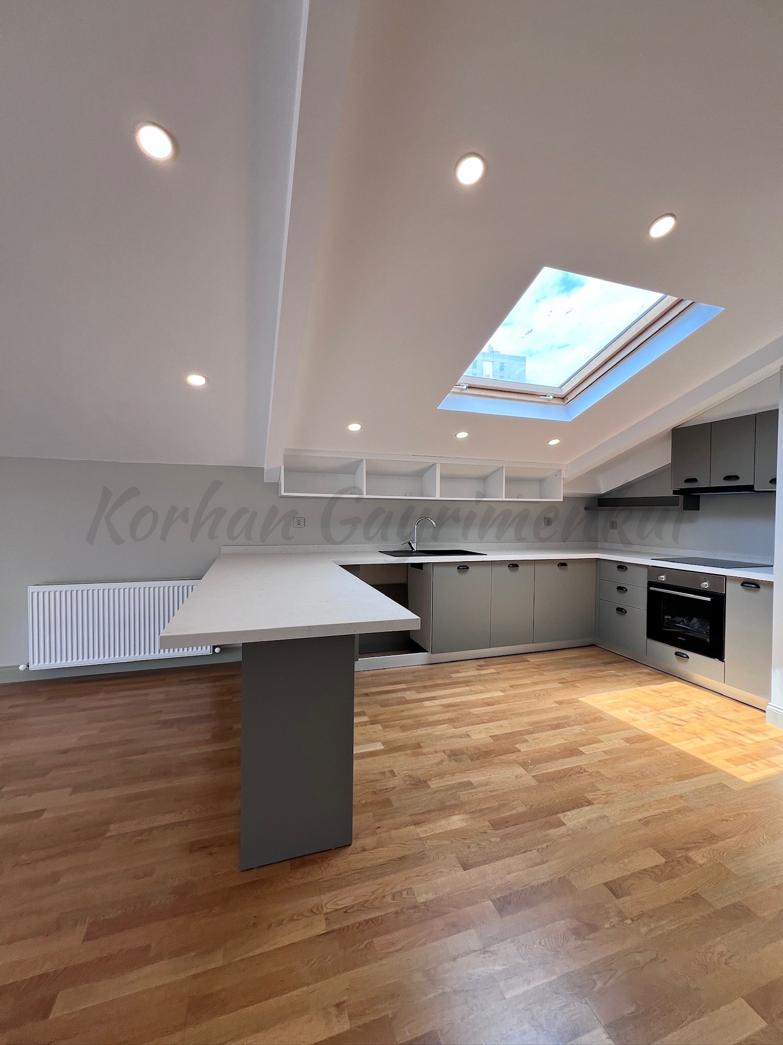 CADDEBOSTANIN EN YEŞİL SOKAĞINDA EMSALSİZ KALİTEDE 280m2 DUBLEX
