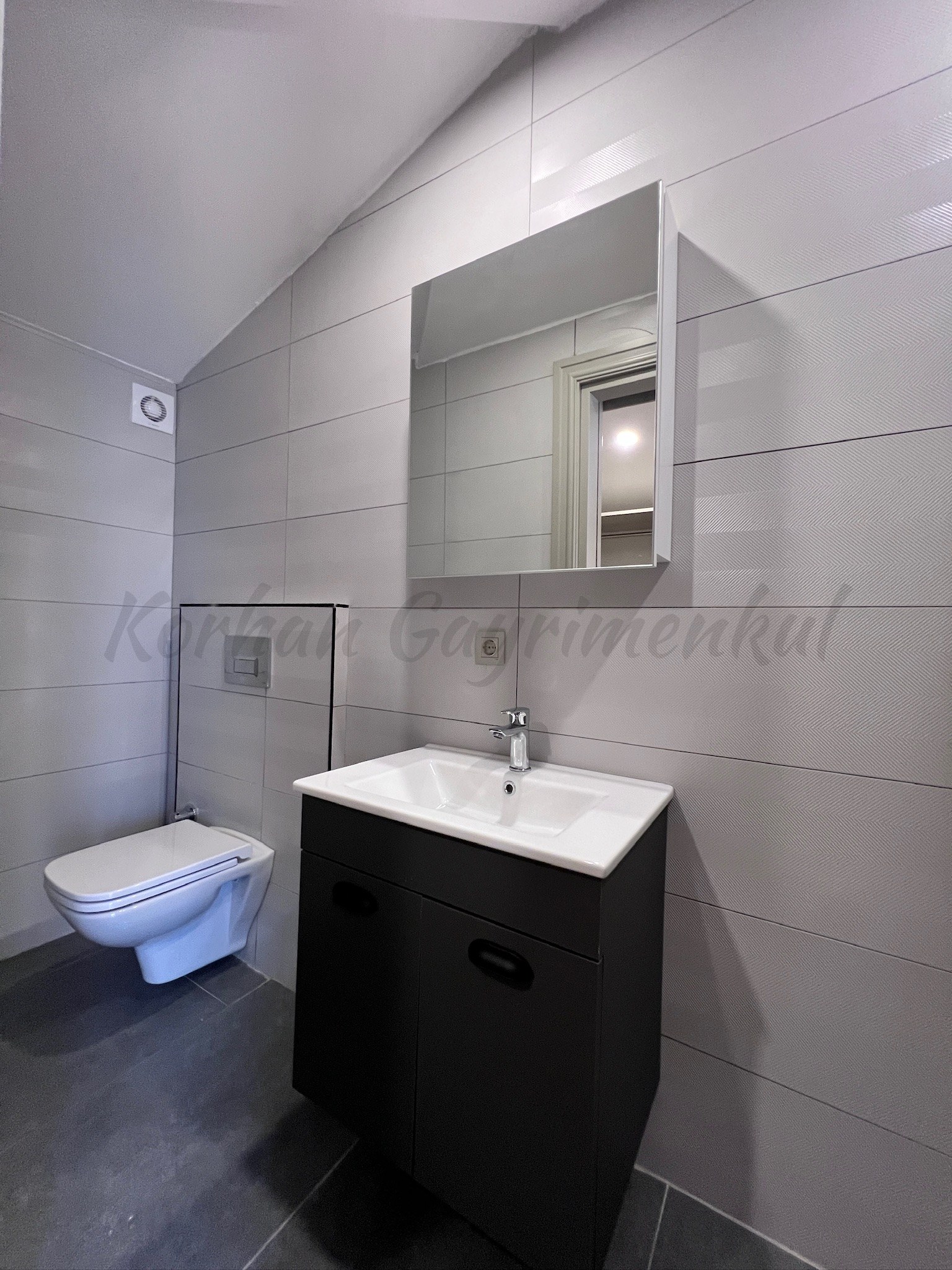 CADDEBOSTANIN EN YEŞİL SOKAĞINDA EMSALSİZ KALİTEDE 280m2 DUBLEX