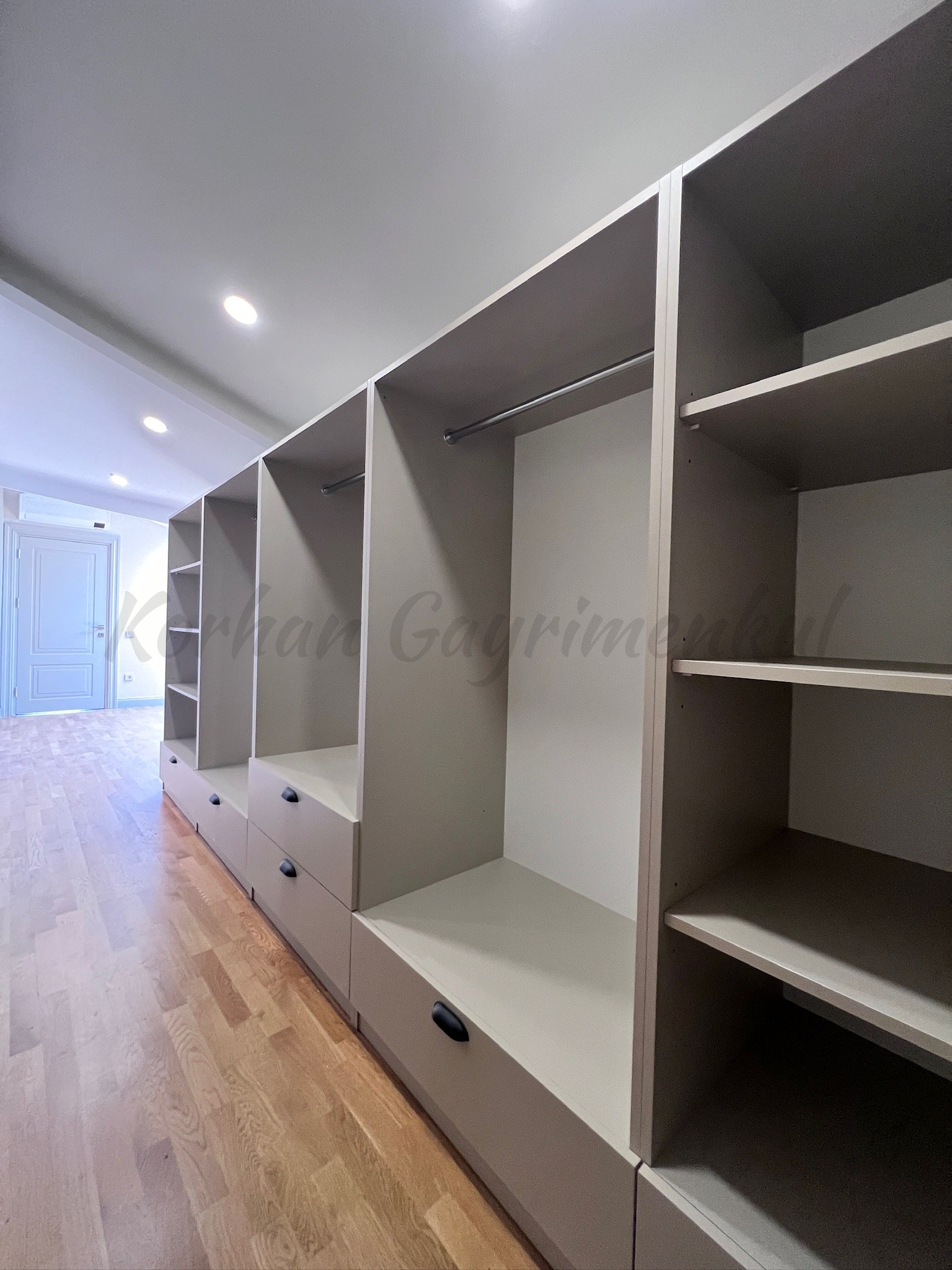 CADDEBOSTANIN EN YEŞİL SOKAĞINDA EMSALSİZ KALİTEDE 280m2 DUBLEX
