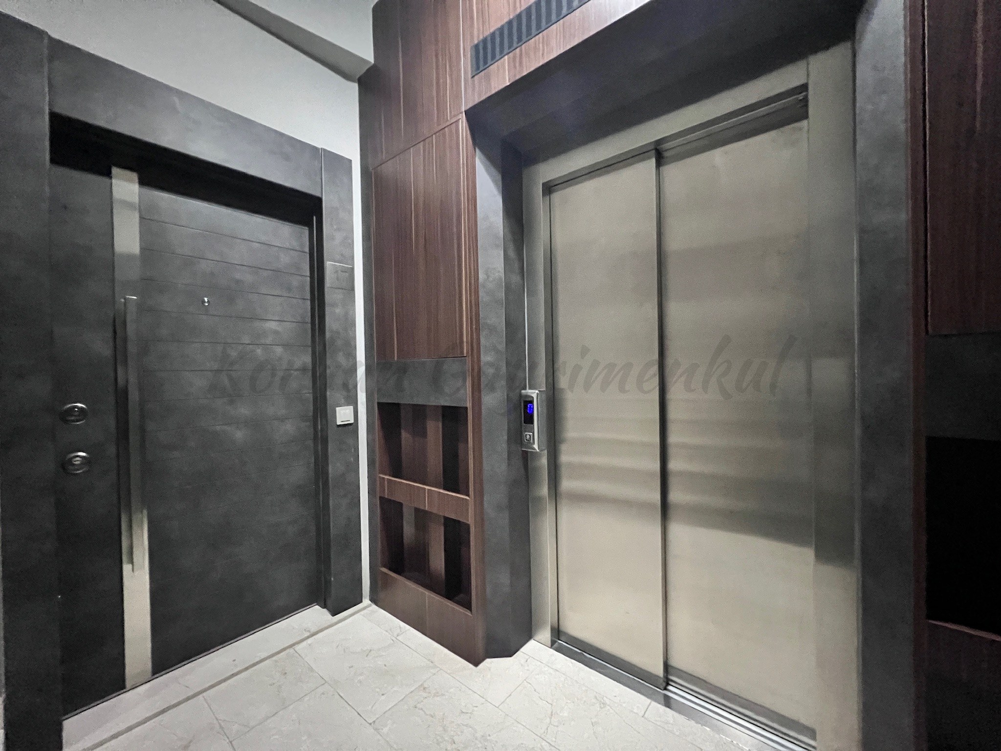 CADDEBOSTANIN EN YEŞİL SOKAĞINDA EMSALSİZ KALİTEDE 280m2 DUBLEX