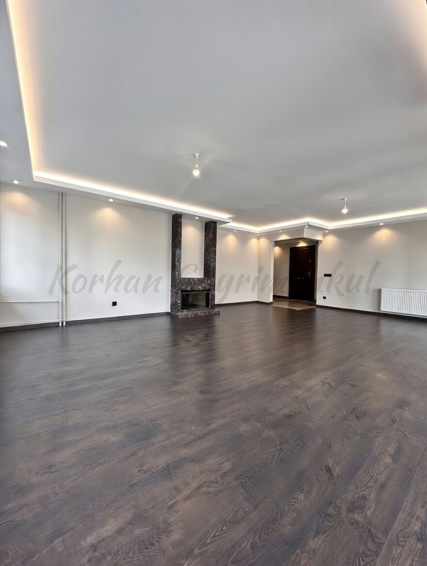 ŞAKINBAKKAL SAHİLE DENİZ MANZARALI 190M2 SÜPER LÜKS KATTA TEK