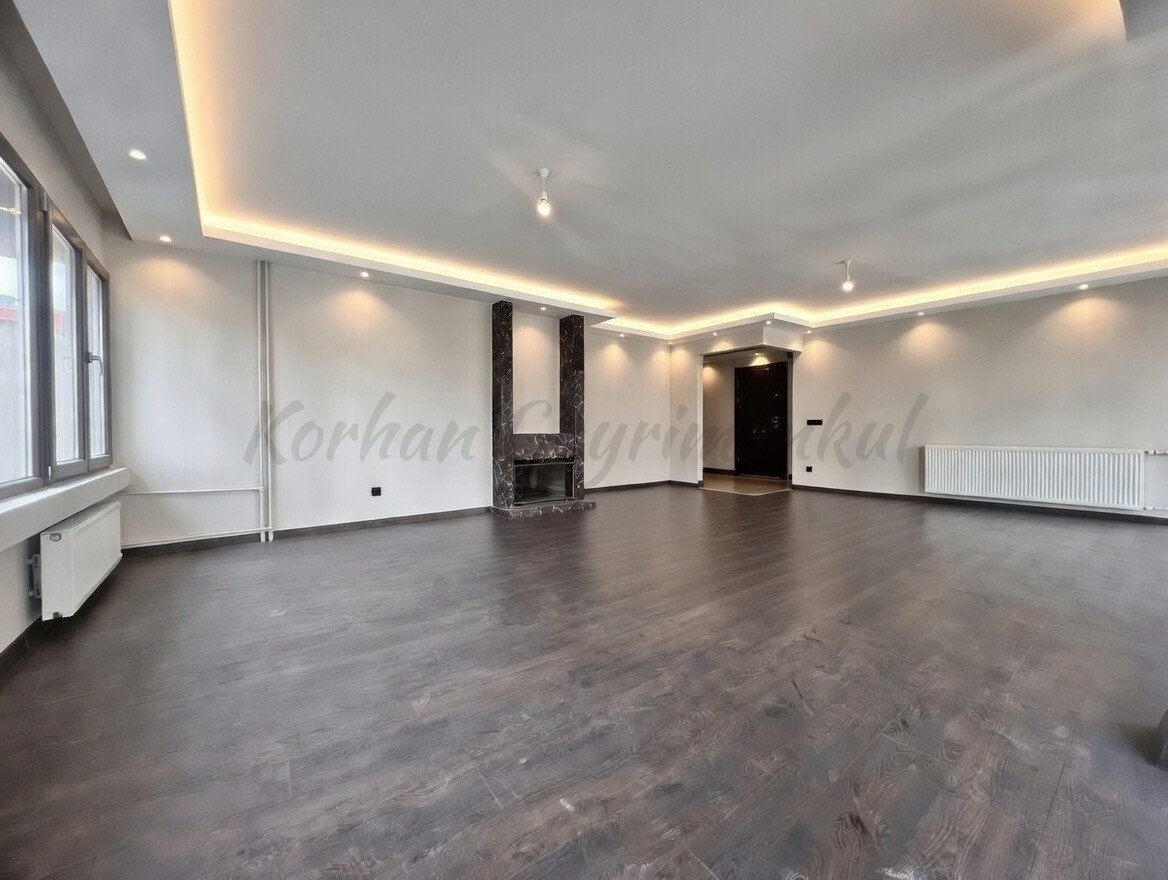 ŞAKINBAKKAL SAHİLE DENİZ MANZARALI 190M2 SÜPER LÜKS KATTA TEK