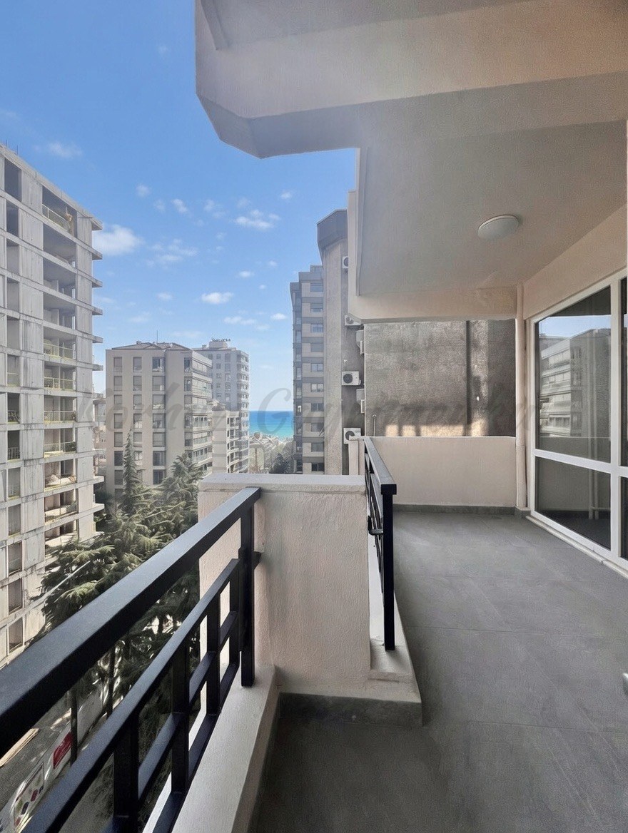 ŞAKINBAKKAL SAHİLE DENİZ MANZARALI 190M2 SÜPER LÜKS KATTA TEK