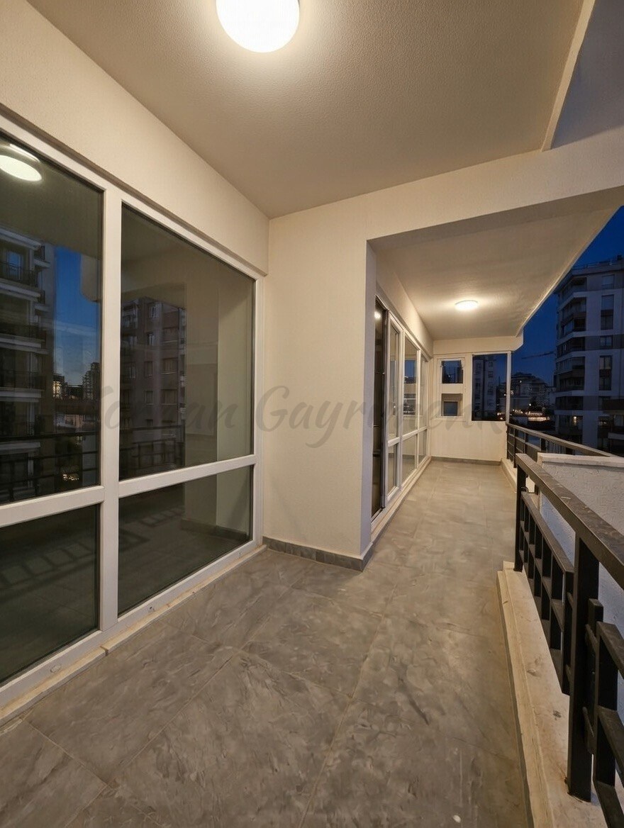 ŞAKINBAKKAL SAHİLE DENİZ MANZARALI 190M2 SÜPER LÜKS KATTA TEK