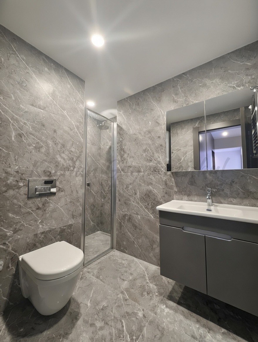 ŞAKINBAKKAL SAHİLE DENİZ MANZARALI 190M2 SÜPER LÜKS KATTA TEK