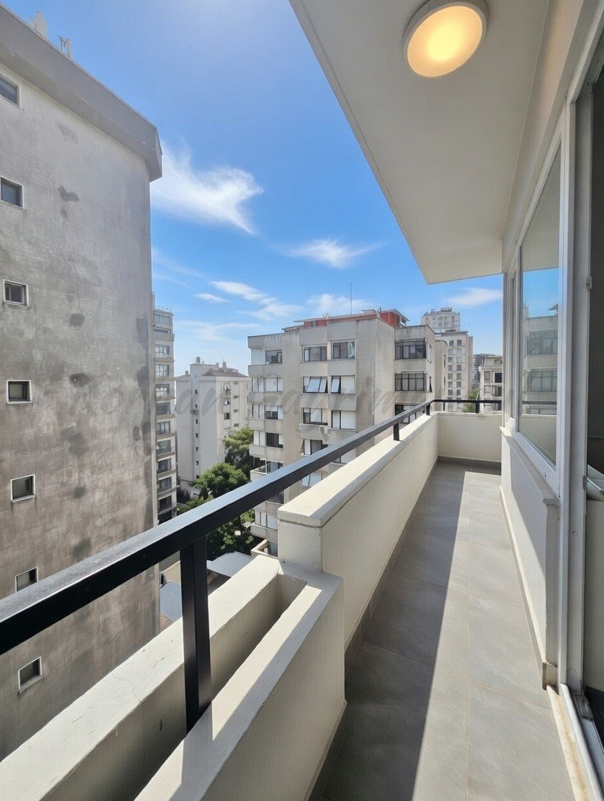ŞAKINBAKKAL SAHİLE DENİZ MANZARALI 190M2 SÜPER LÜKS KATTA TEK