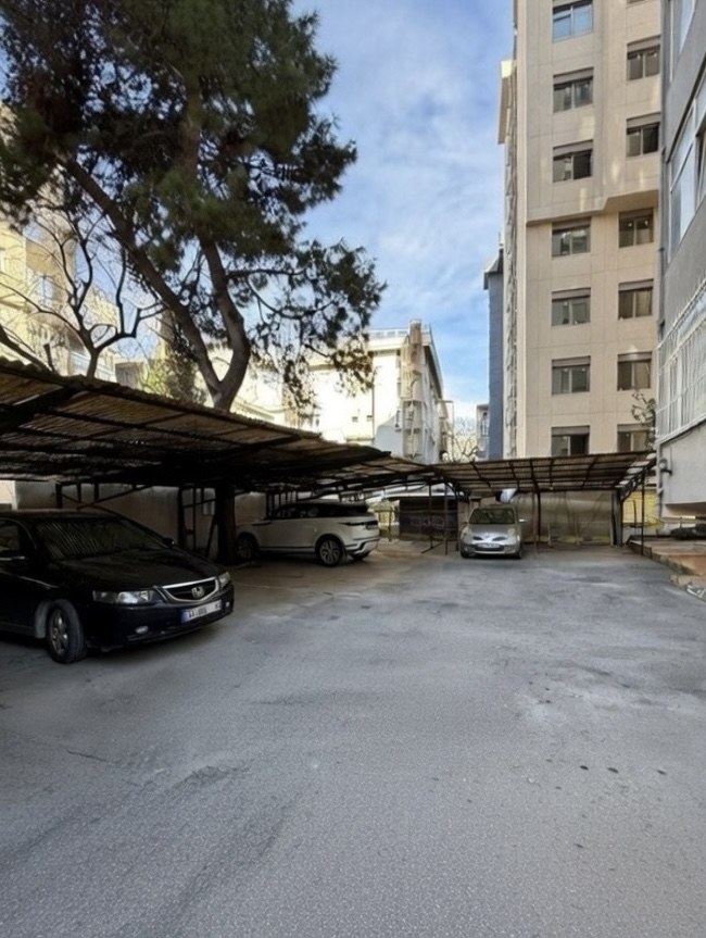 ŞAKINBAKKAL SAHİLE DENİZ MANZARALI 190M2 SÜPER LÜKS KATTA TEK