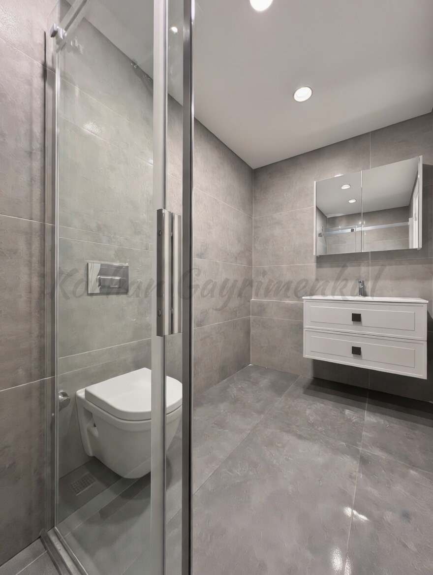CADDEBOSTAN SAHİLDE GÖZTEPE PARKINA YAKIN 270M2 NET 4+2 DUBLEKS