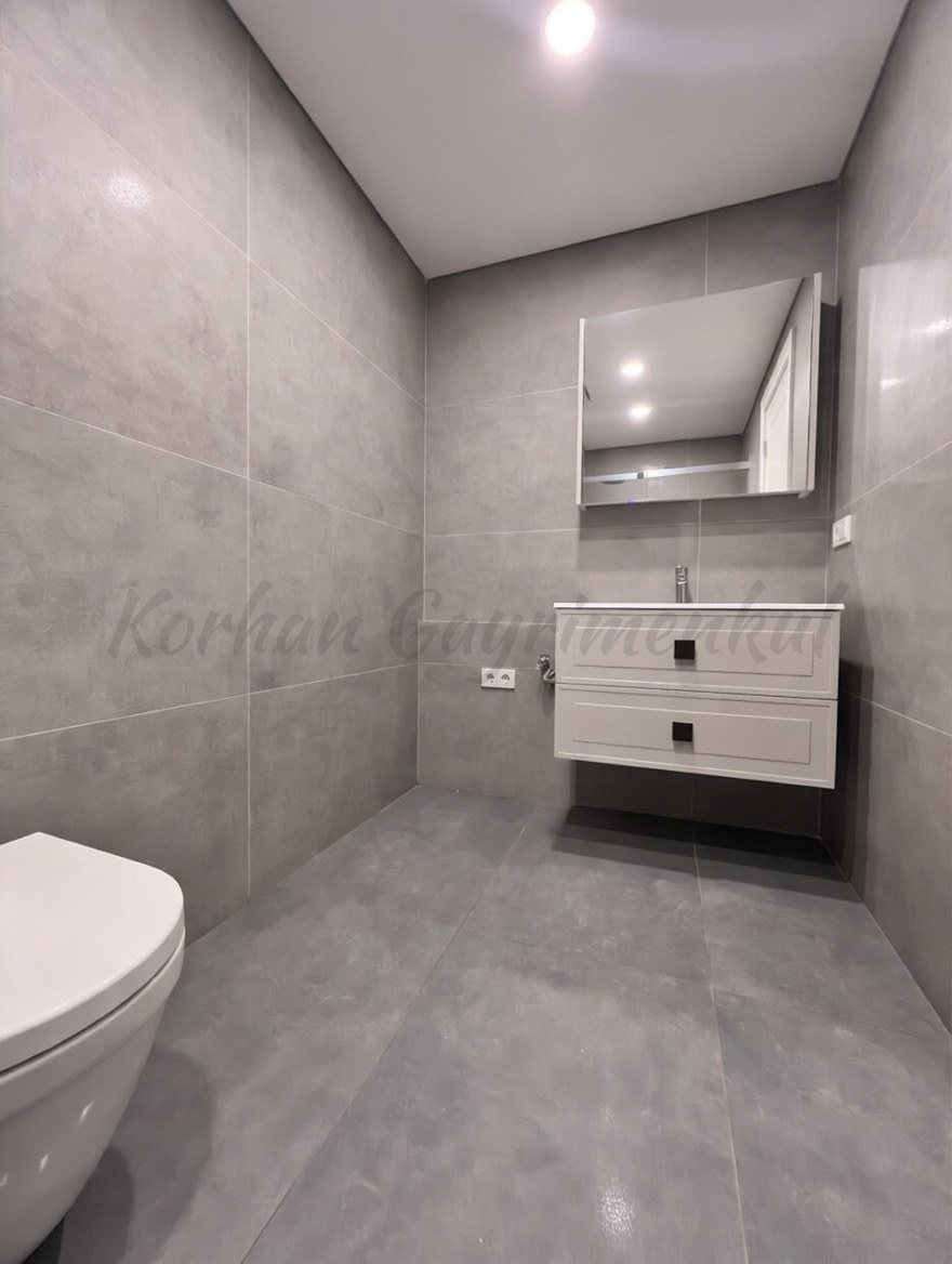 CADDEBOSTAN SAHİLDE GÖZTEPE PARKINA YAKIN 270M2 NET 4+2 DUBLEKS
