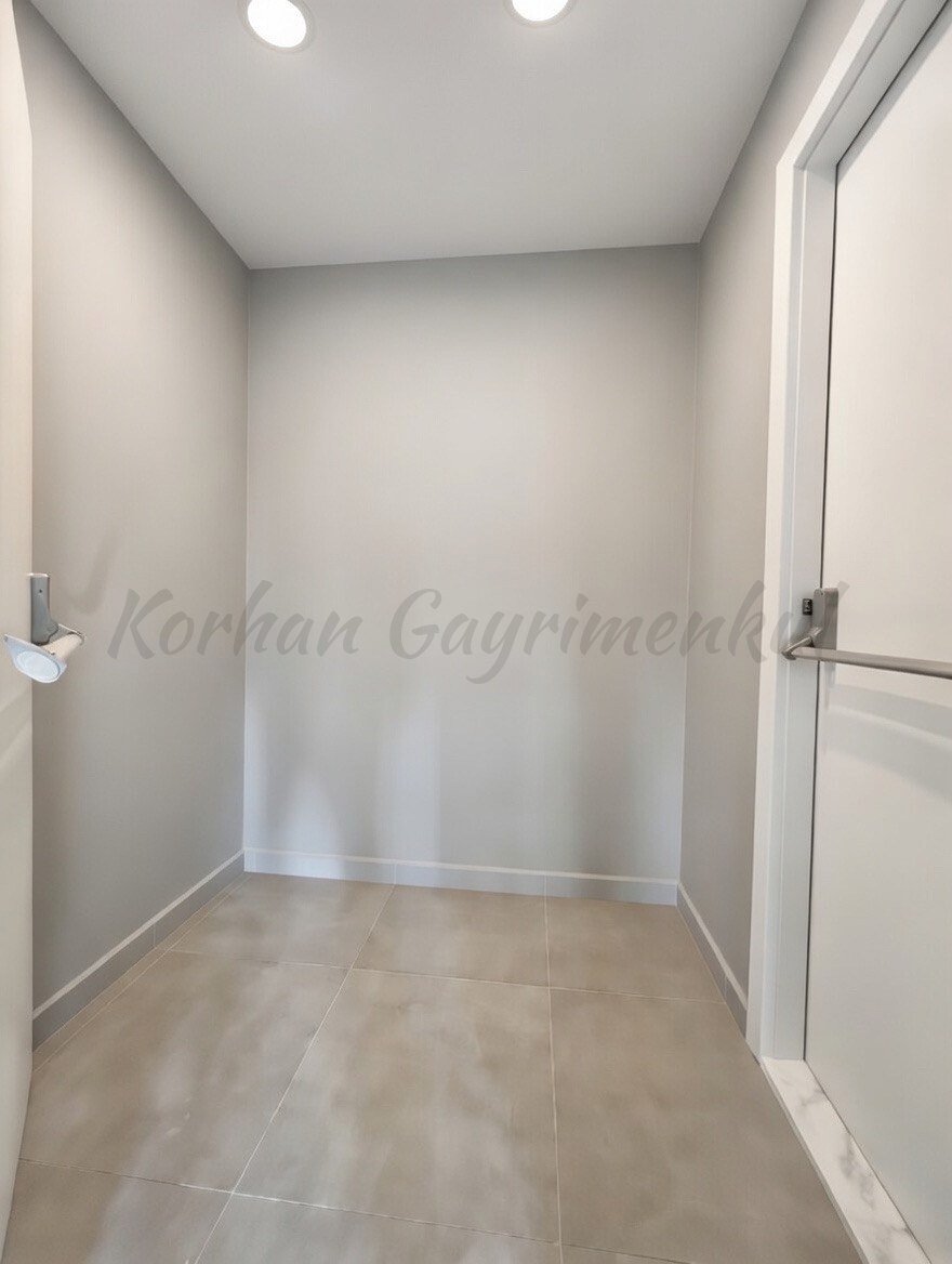 CADDEBOSTAN SAHİLDE GÖZTEPE PARKINA YAKIN 270M2 NET 4+2 DUBLEKS