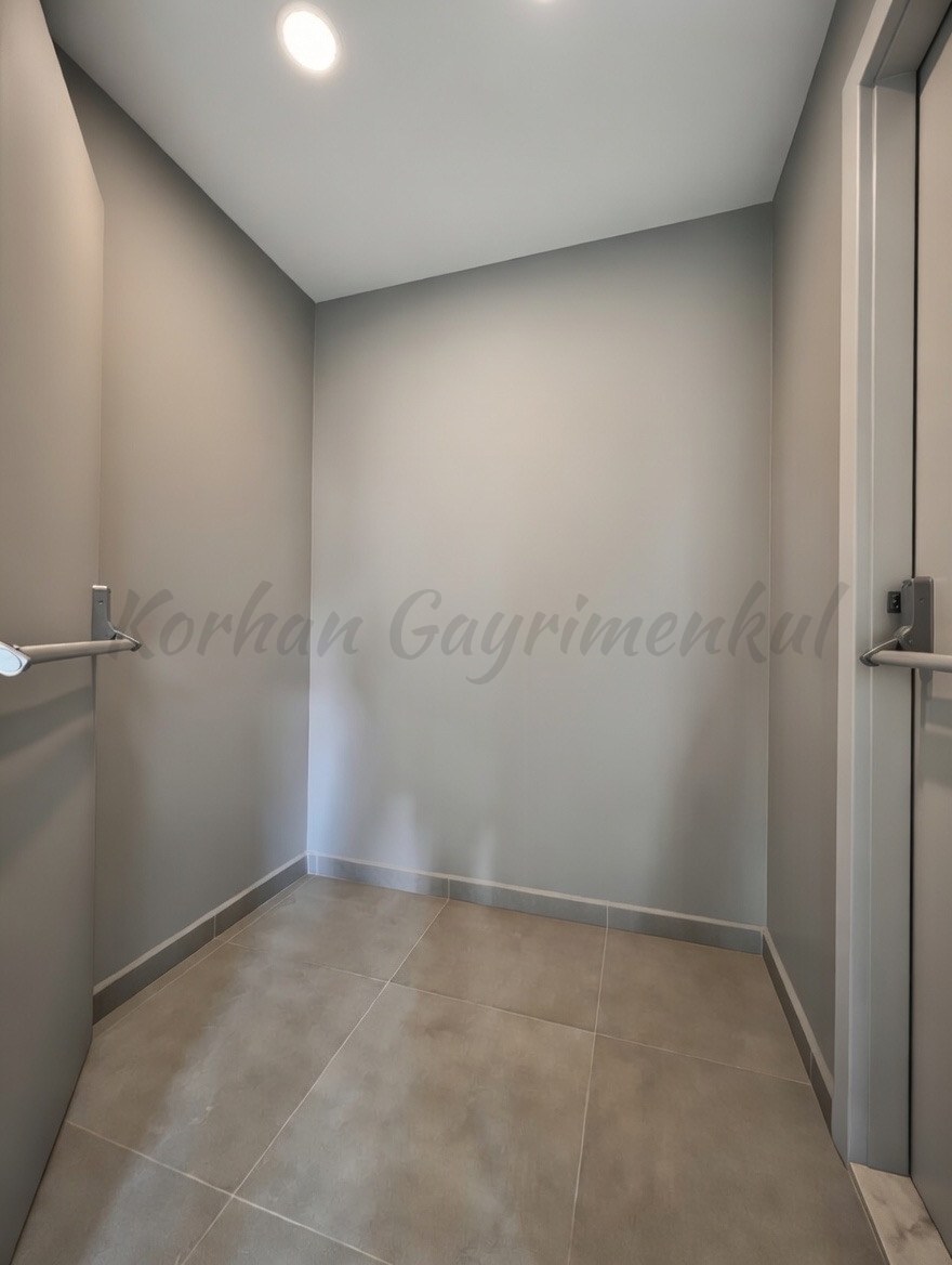 CADDEBOSTAN SAHİLDE GÖZTEPE PARKINA YAKIN 270M2 NET 4+2 DUBLEKS