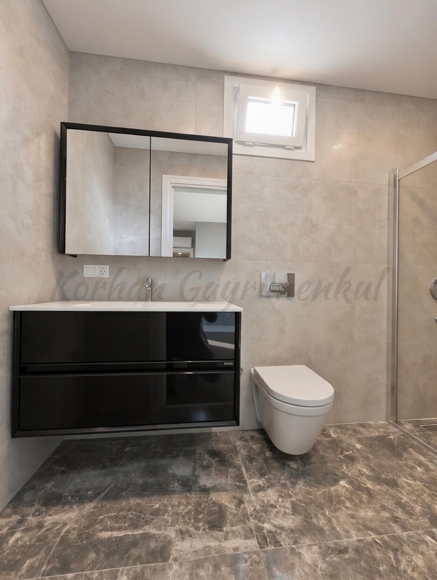 CADDEBOSTAN SAHİLDE GÖZTEPE PARKINA YAKIN 270M2 NET 4+2 DUBLEKS