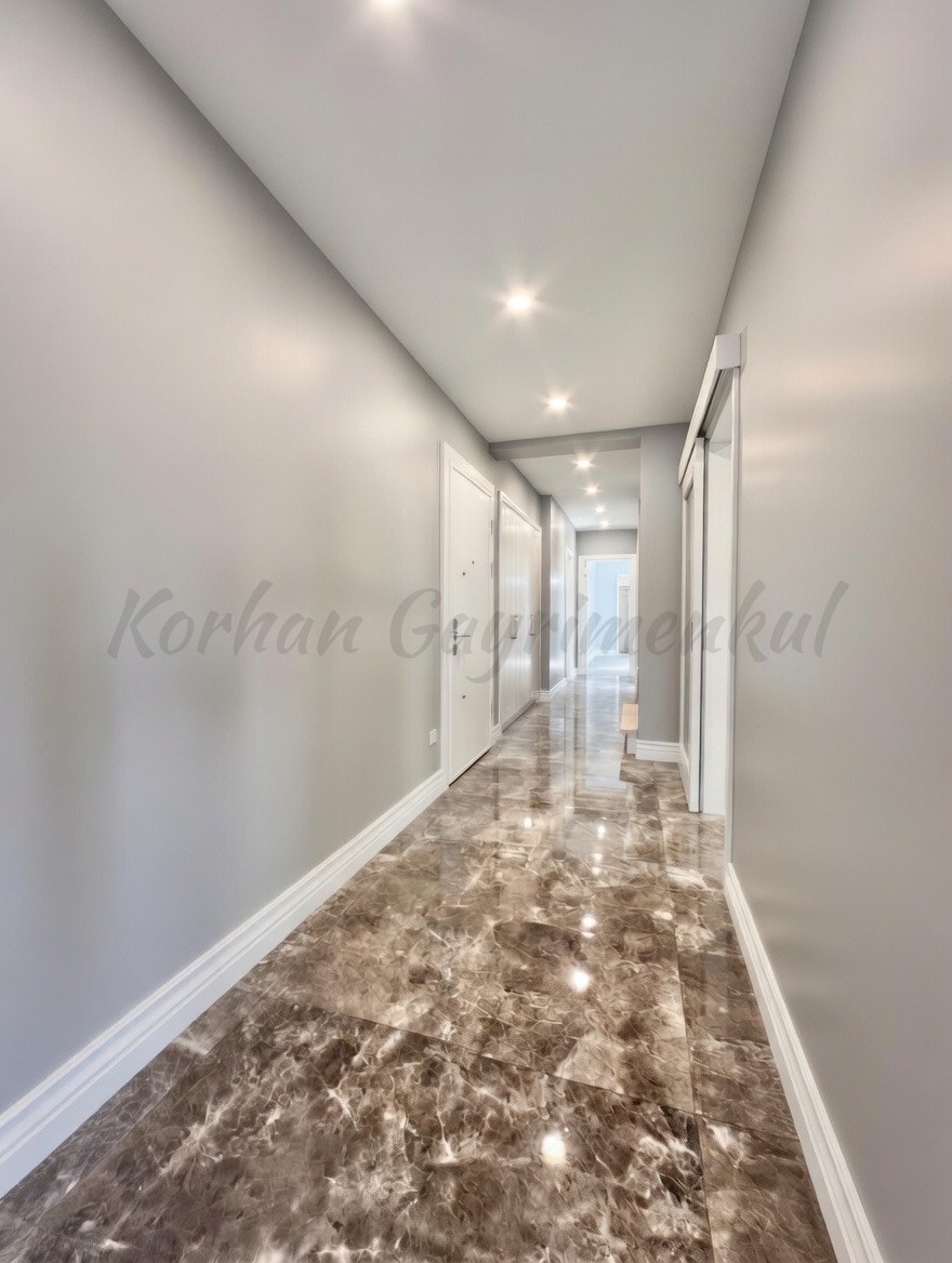 CADDEBOSTAN SAHİLDE GÖZTEPE PARKINA YAKIN 270M2 NET 4+2 DUBLEKS