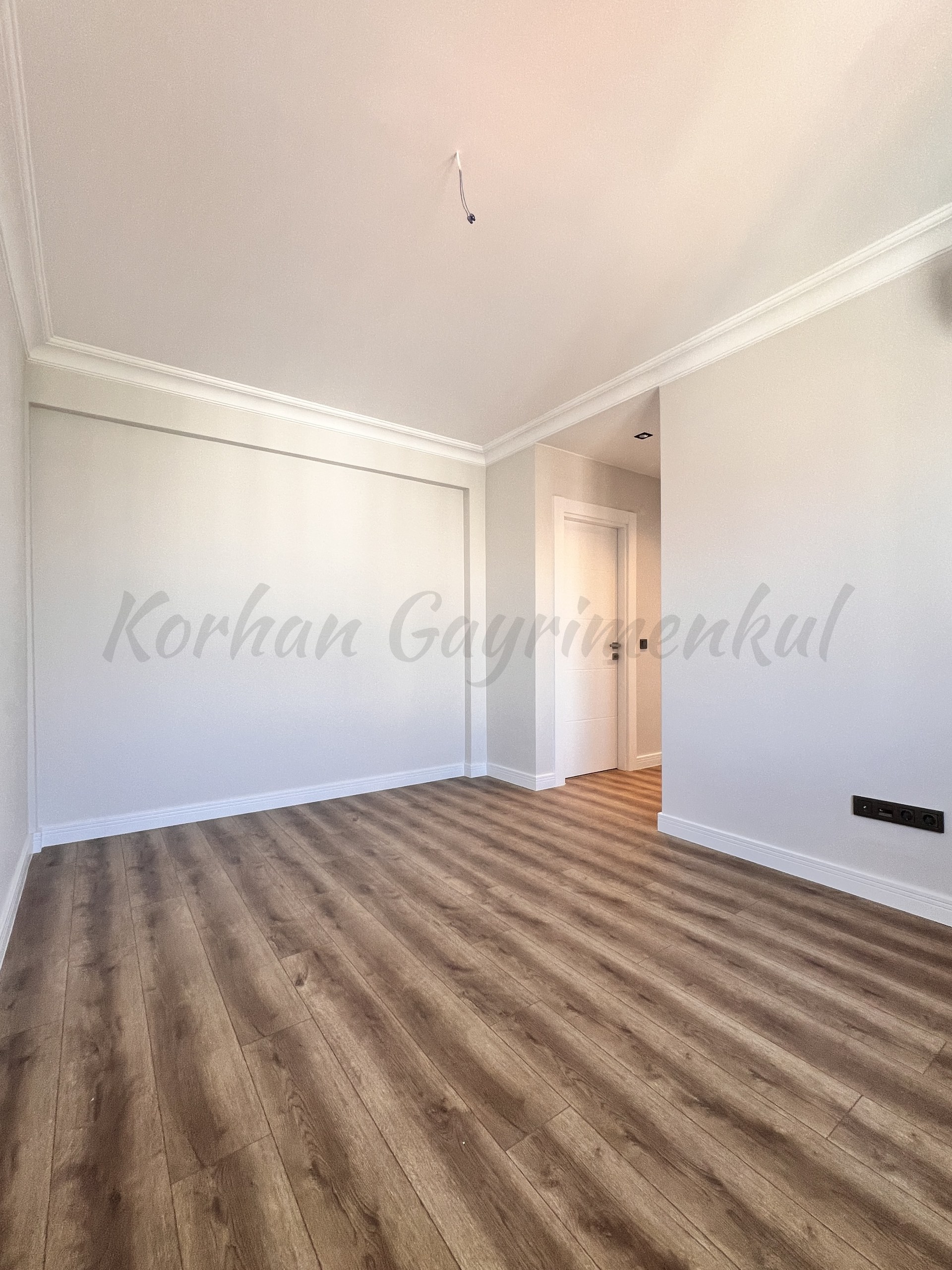 GÖZTEPE BAĞDAT CADDESİ YAKINI EBEVEYN BANYOLU 135M2 3+1