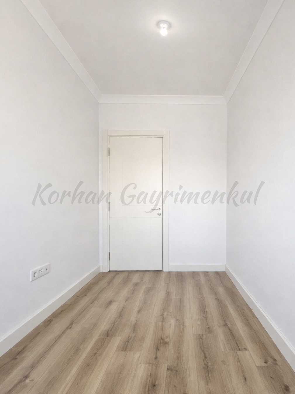 CADDEBOSTAN BAĞDAT CADDESİNE ÇOK YAKIN 55M2 NET 2+1 SIFIR