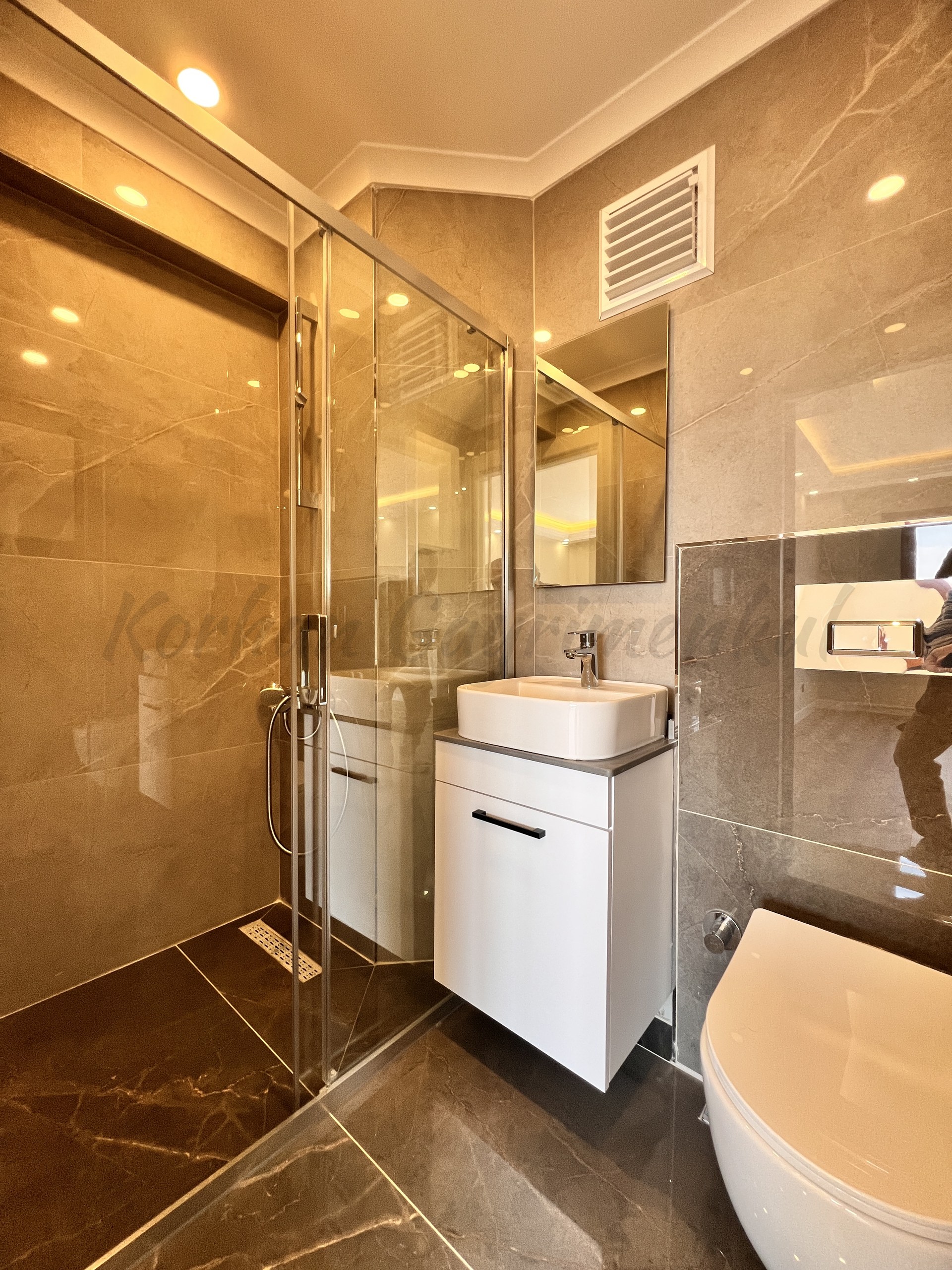 GÖZTEPE İSTASYON CADDESİ ÜZERİNDE 195M2 4+1
