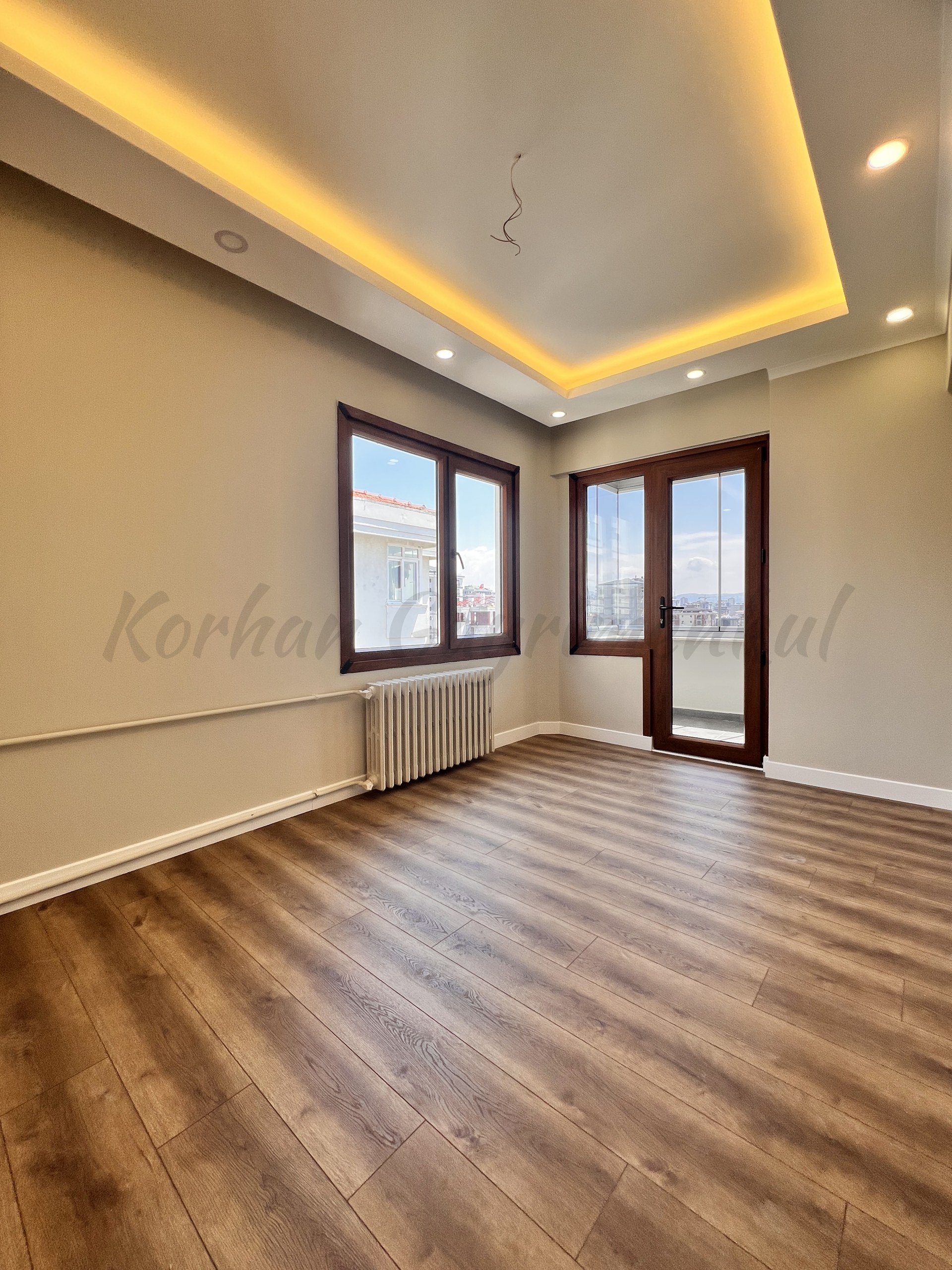 GÖZTEPE İSTASYON CADDESİ ÜZERİNDE 195M2 4+1