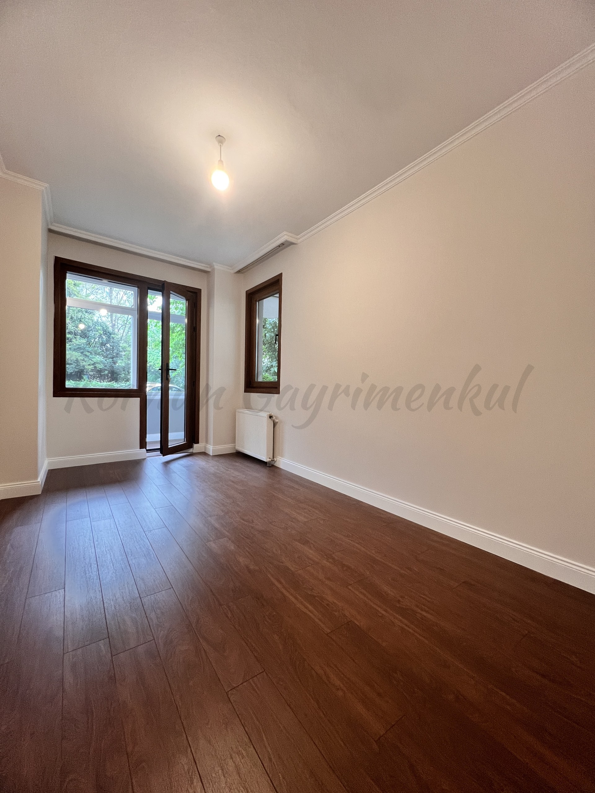 SUADİYE FERİDE GEÇİDİ'NİN SOKAĞINDA 105M2 3+1 YÜKSEK GİRİŞ