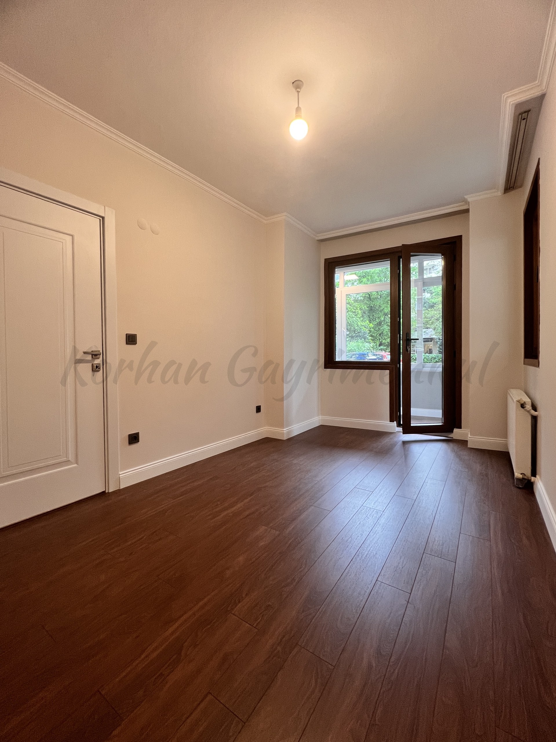 SUADİYE FERİDE GEÇİDİ'NİN SOKAĞINDA 105M2 3+1 YÜKSEK GİRİŞ