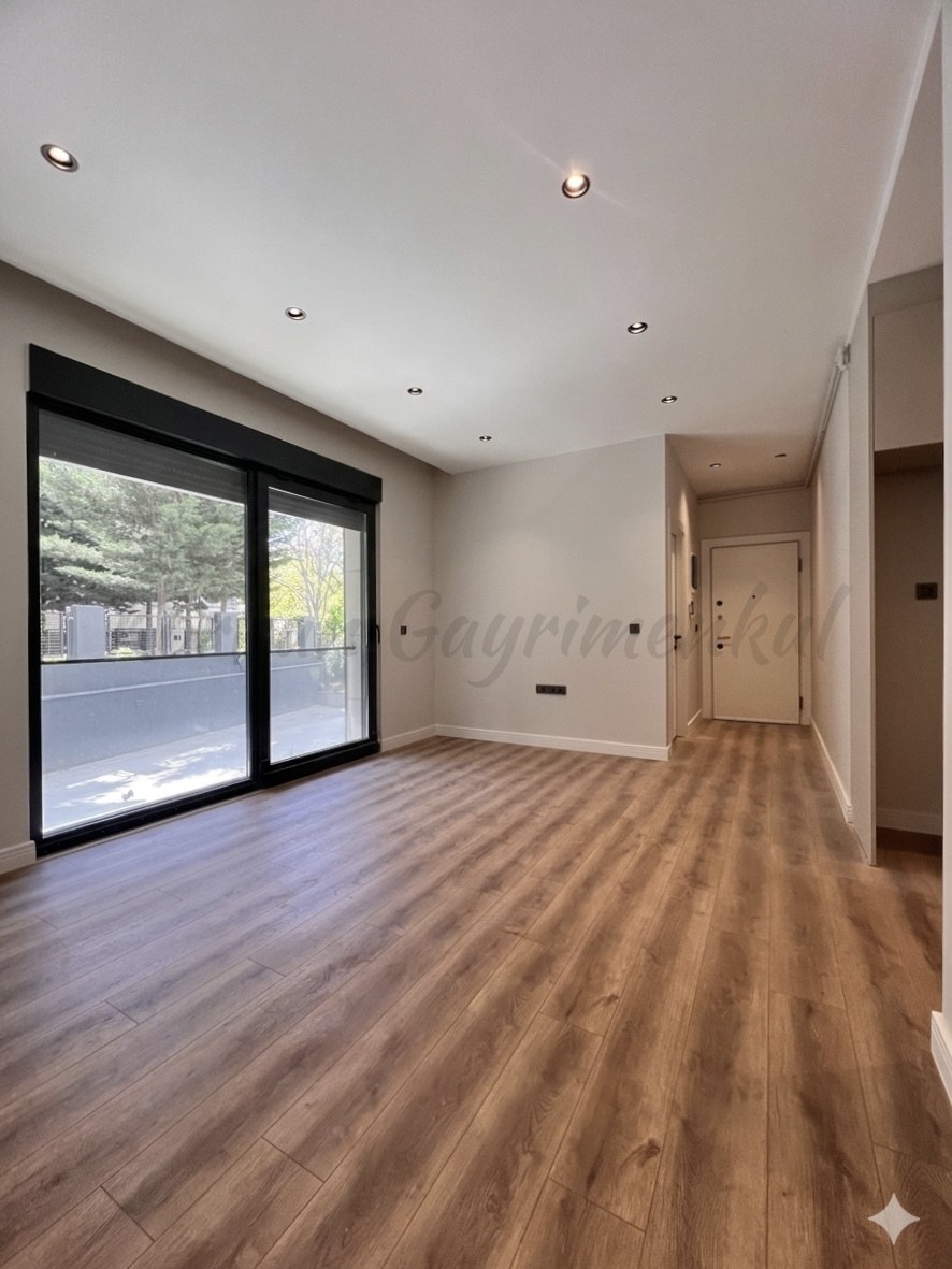 SUADİYE'DE MARMARAYA KOMŞU 75M2 2+1 YÜKSEK GİRİŞ