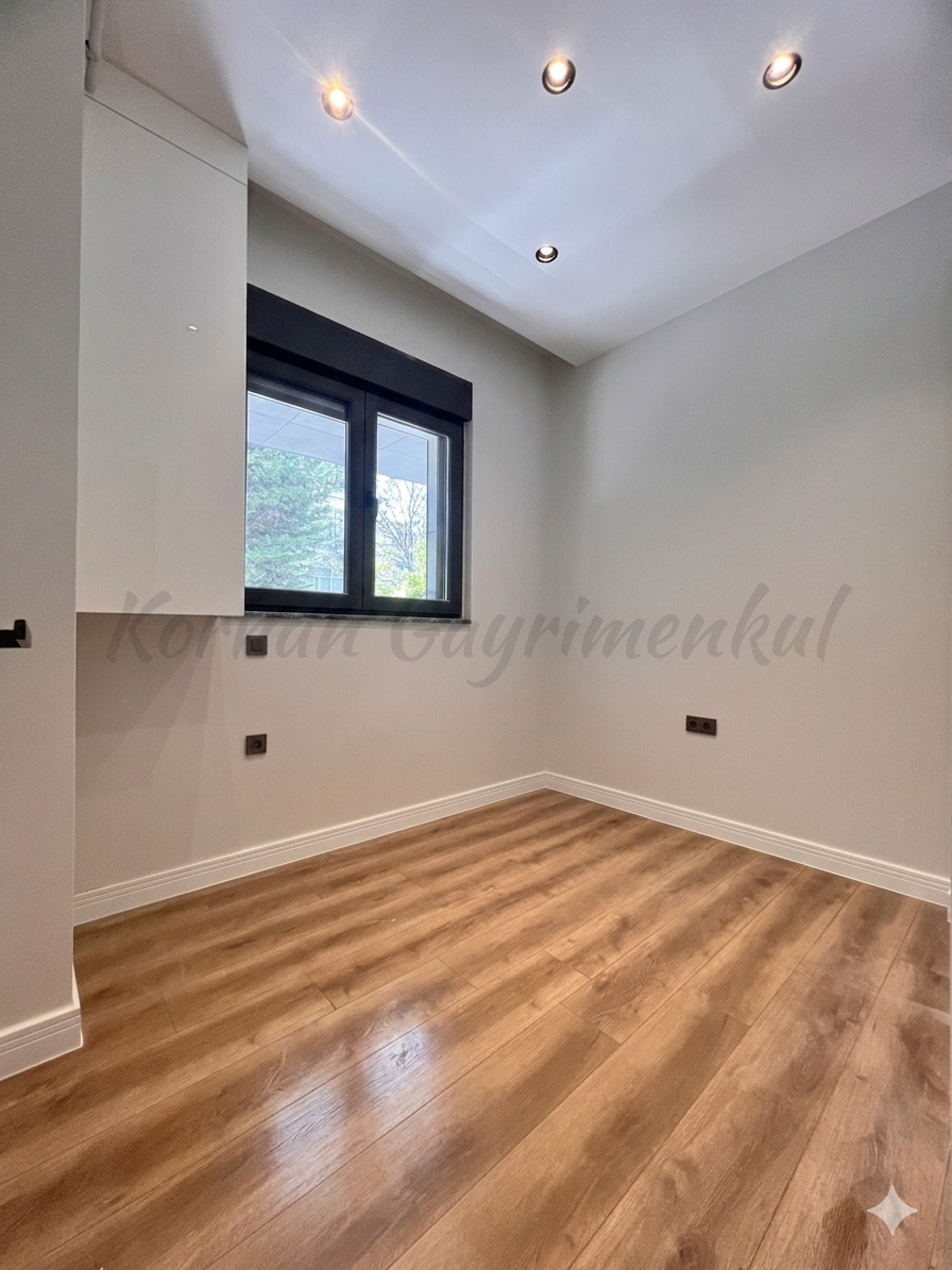 SUADİYE'DE MARMARAYA KOMŞU 75M2 2+1 YÜKSEK GİRİŞ