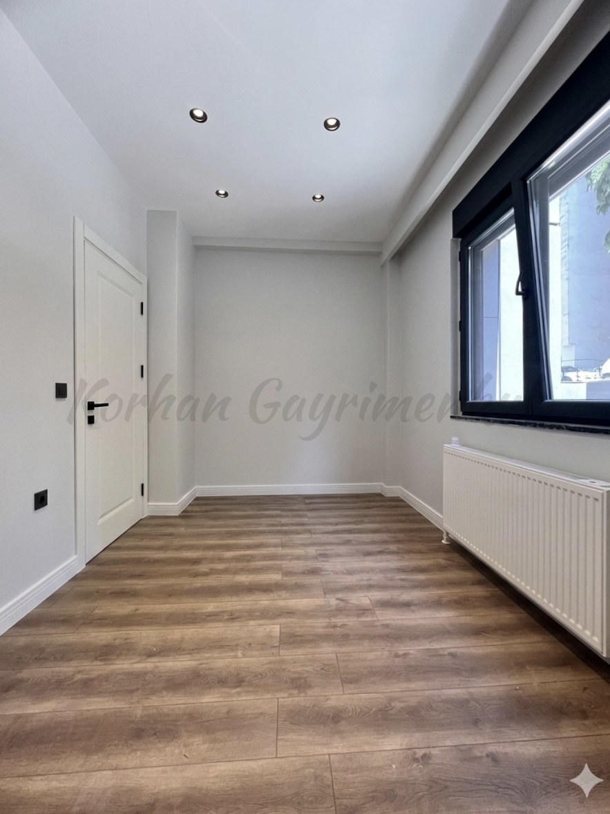 SUADİYE'DE MARMARAYA KOMŞU 75M2 2+1 YÜKSEK GİRİŞ