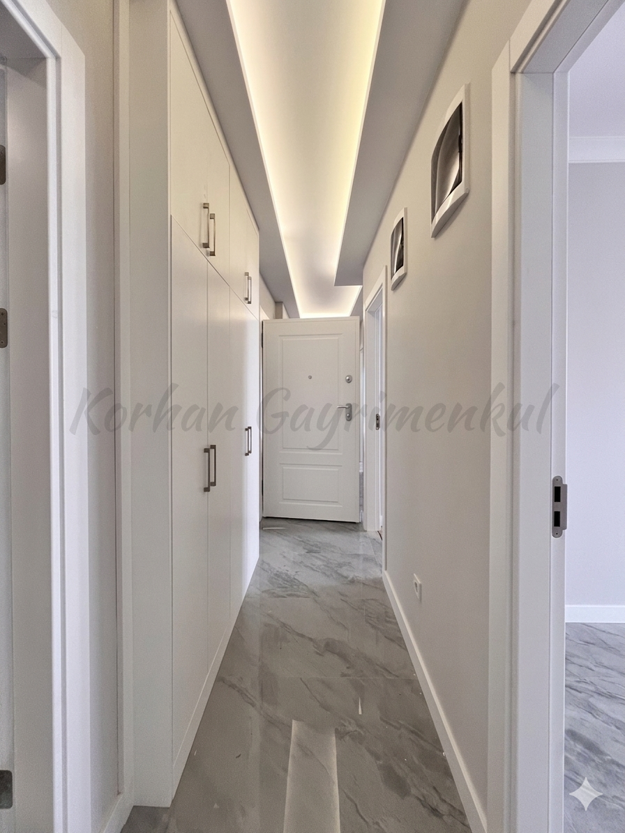 CADDEBOSTAN ÖMERPAŞADA 2024 YAPIMI 115M2 NET 3+1 KATTA TEK BALKONLU EBEVEYNLİ