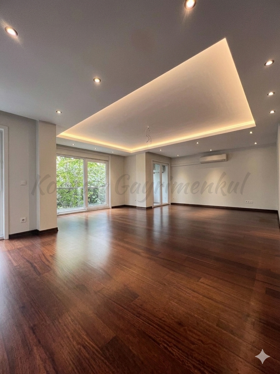 SUADİYE BOSTANCI SINIRINDA 125m2 NET 3+1 BALKONLU EBEVEYNLİ GİYİNME ODALI 10 YILLIK