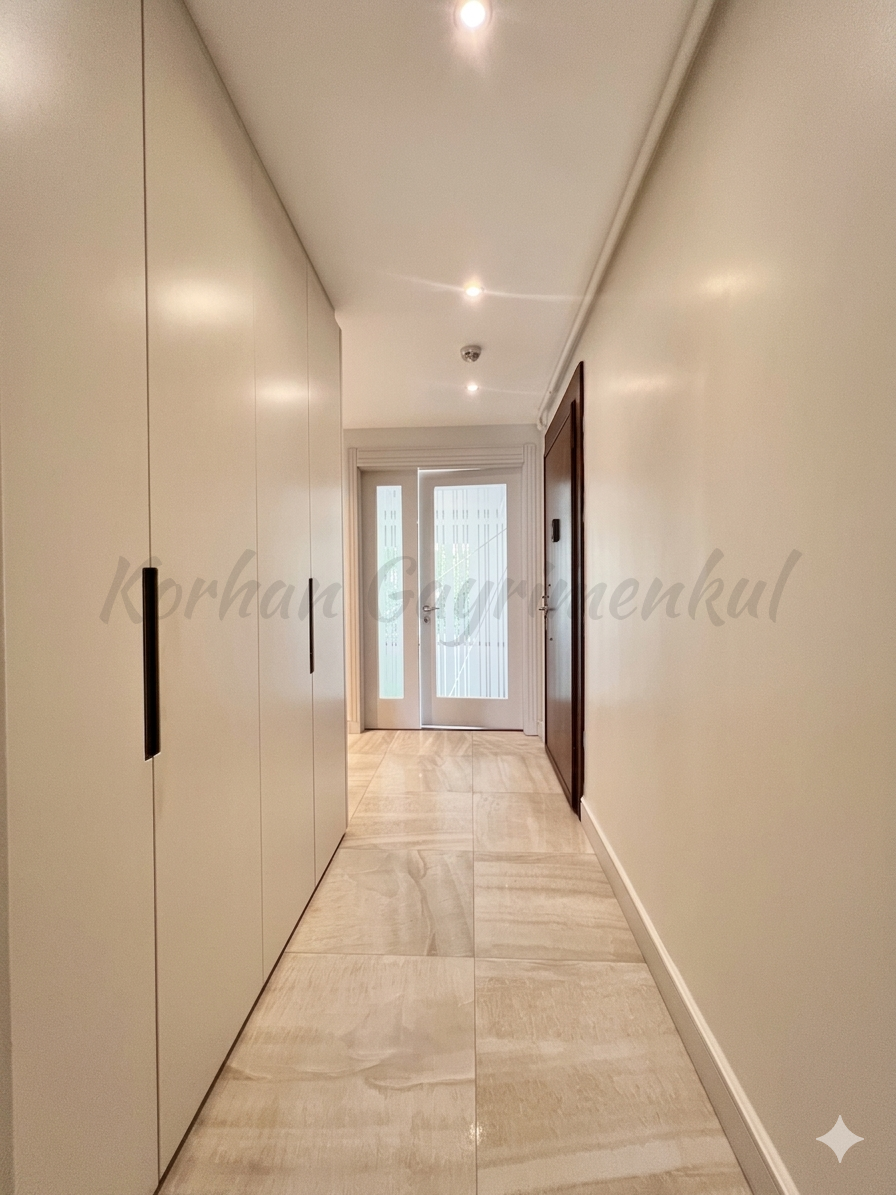 SUADİYE BOSTANCI SINIRINDA 125m2 NET 3+1 BALKONLU EBEVEYNLİ GİYİNME ODALI 10 YILLIK