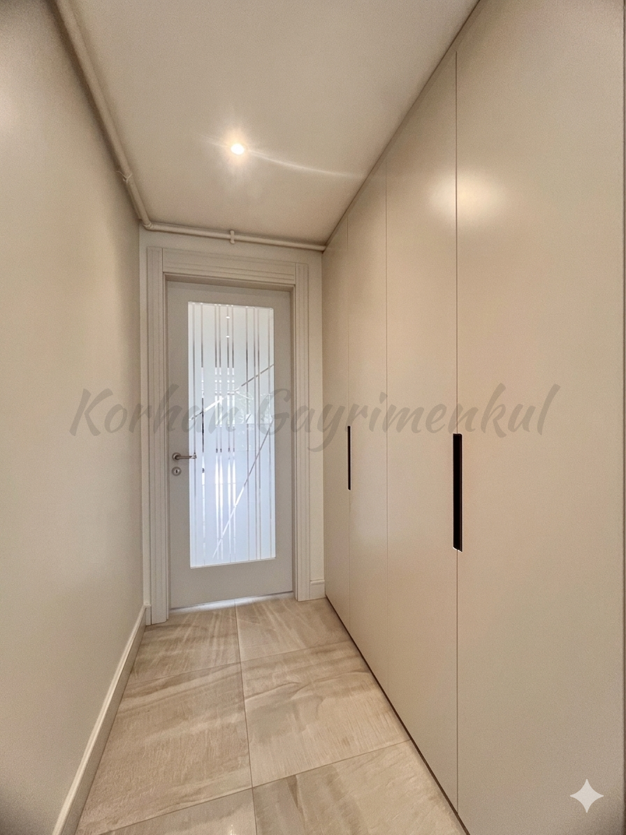 SUADİYE BOSTANCI SINIRINDA 125m2 NET 3+1 BALKONLU EBEVEYNLİ GİYİNME ODALI 10 YILLIK