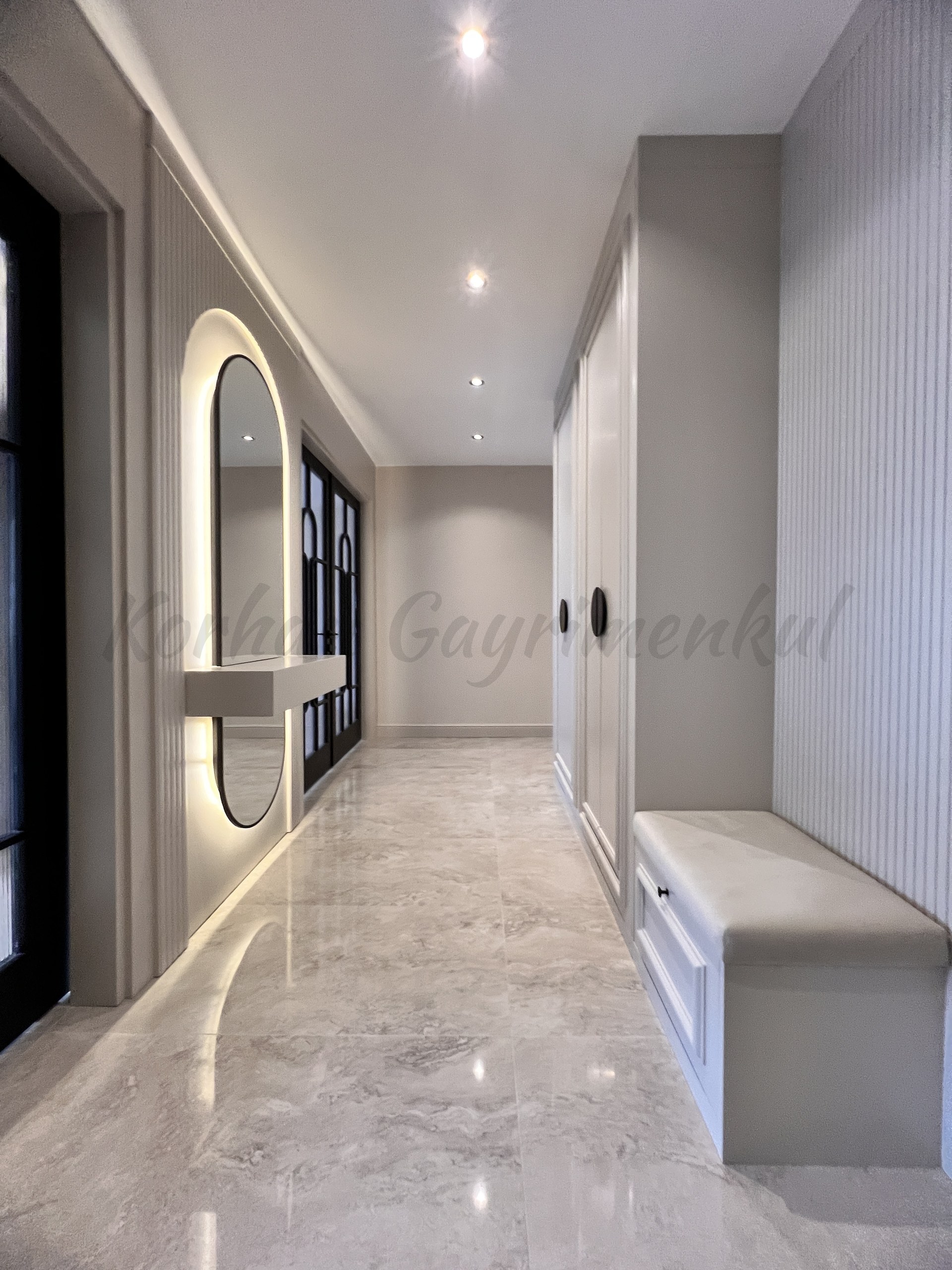 KOZYATAĞININ İKON SİTESİ IŞIKLAR 1 DE 170m2 NET 3+1 ÖZEL DEKORLU