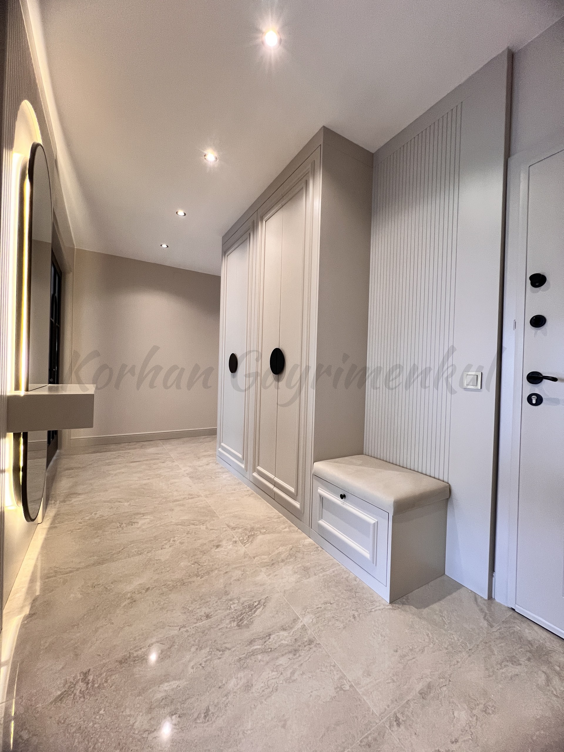 KOZYATAĞININ İKON SİTESİ IŞIKLAR 1 DE 170m2 NET 3+1 ÖZEL DEKORLU