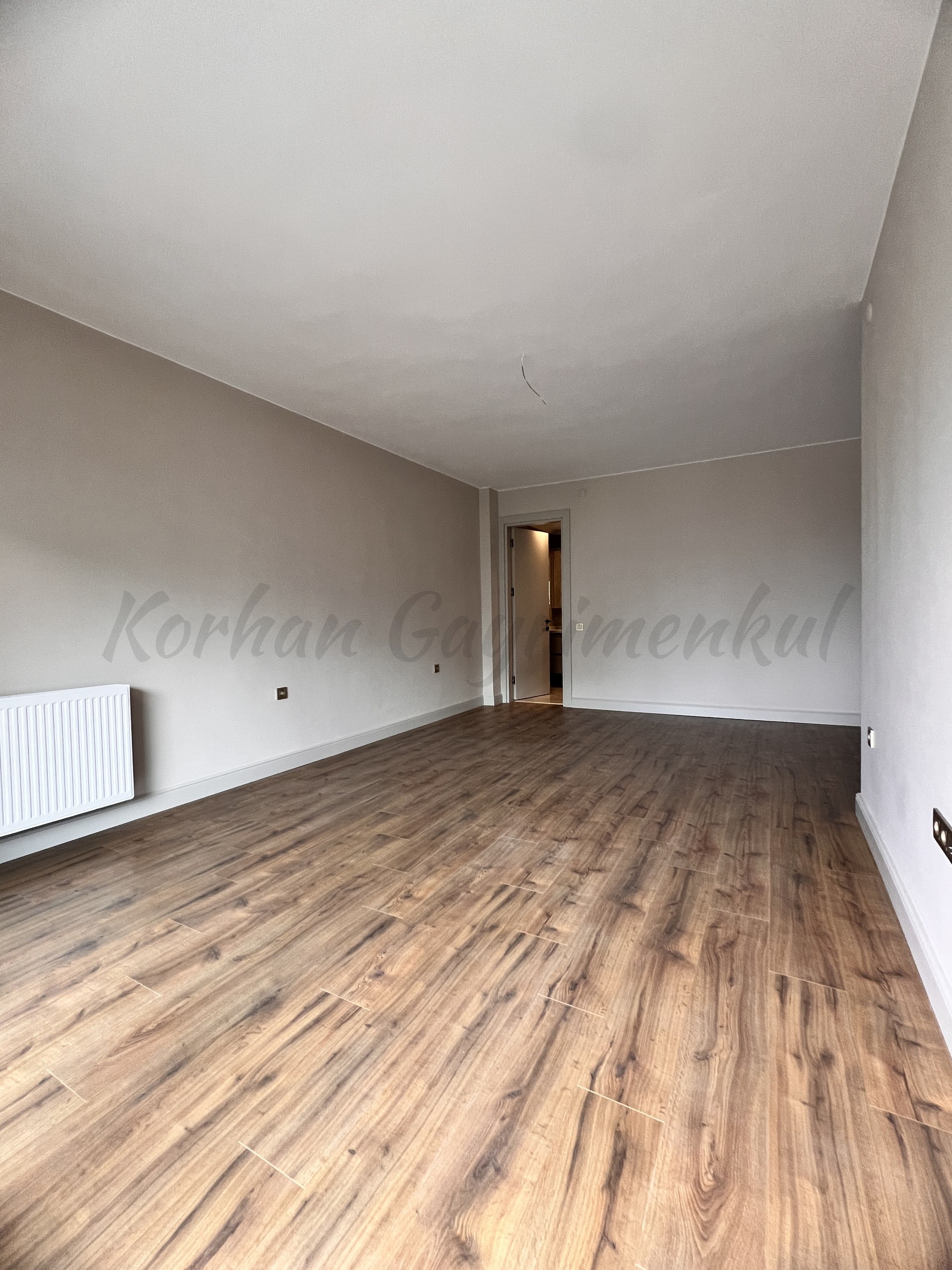 KOZYATAĞININ İKON SİTESİ IŞIKLAR 1 DE 170m2 NET 3+1 ÖZEL DEKORLU