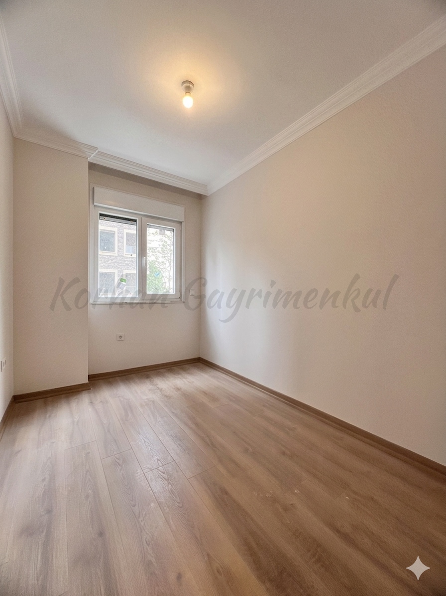 SUADİYE ŞAŞKINBAKKAL SINIRINDA 125m2 BRÜT 90m2 NET 3+1 BALKONLU EBEVEYNLİ SIFOR